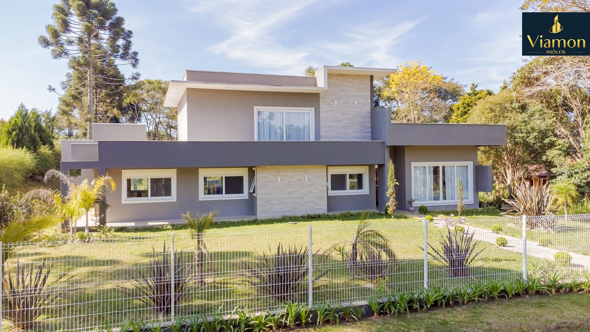 Casa à venda,  Condomínio 5 suítes, todas no andar térreo, Pou...