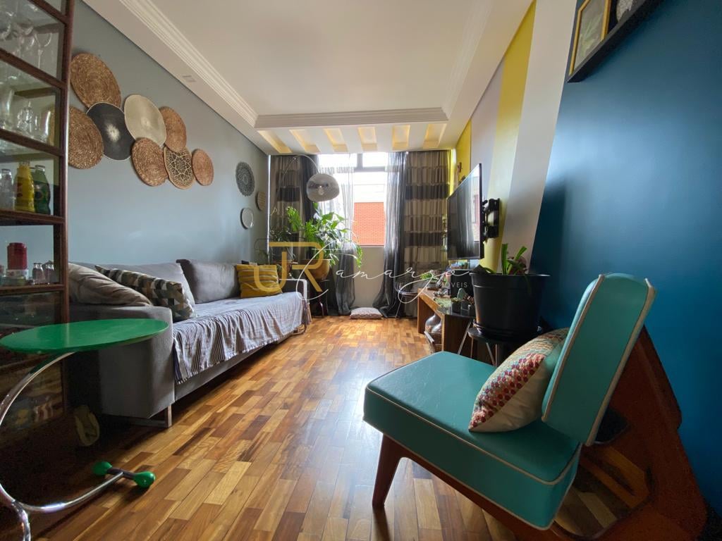 Apartamento à venda,  3 dormitórios com 94 metros privativos C...