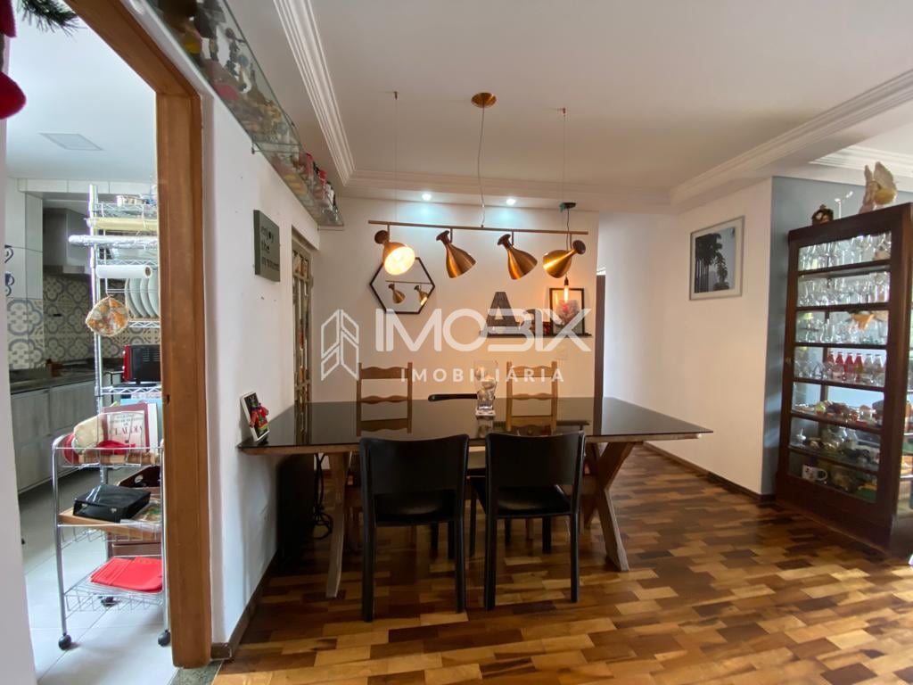 Apartamento à venda,  3 dormitórios com 94 metros privativos C...