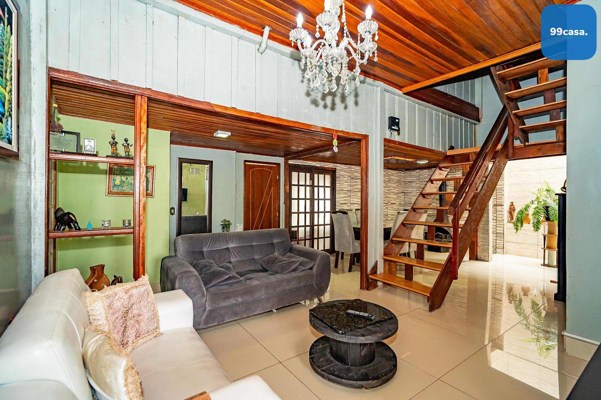 Vendo Casa térrea,  frente rua e com Exuberante quintal , Acei...