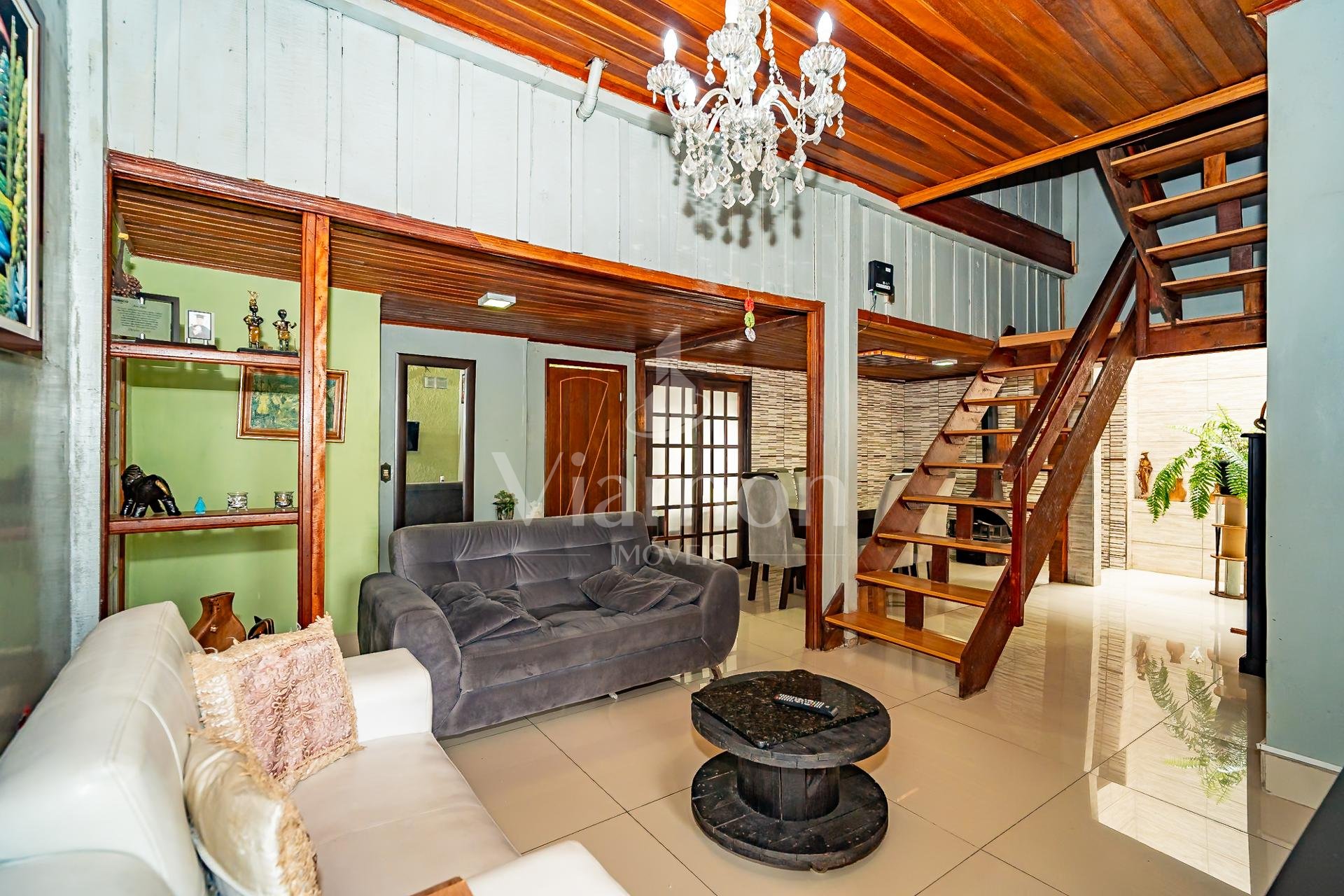 Vendo Casa térrea,  frente rua e com Exuberante quintal , Acei...