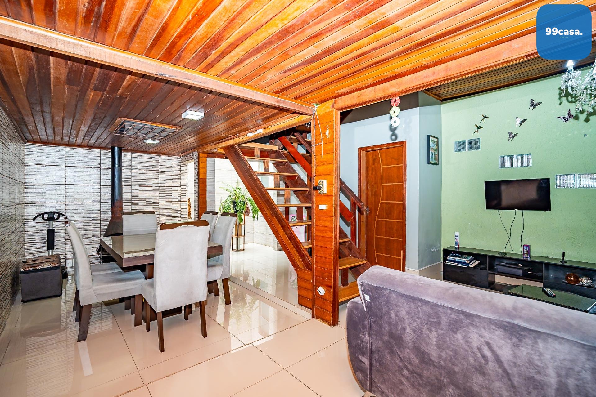 Vendo Casa térrea,  frente rua e com Exuberante quintal , Acei...