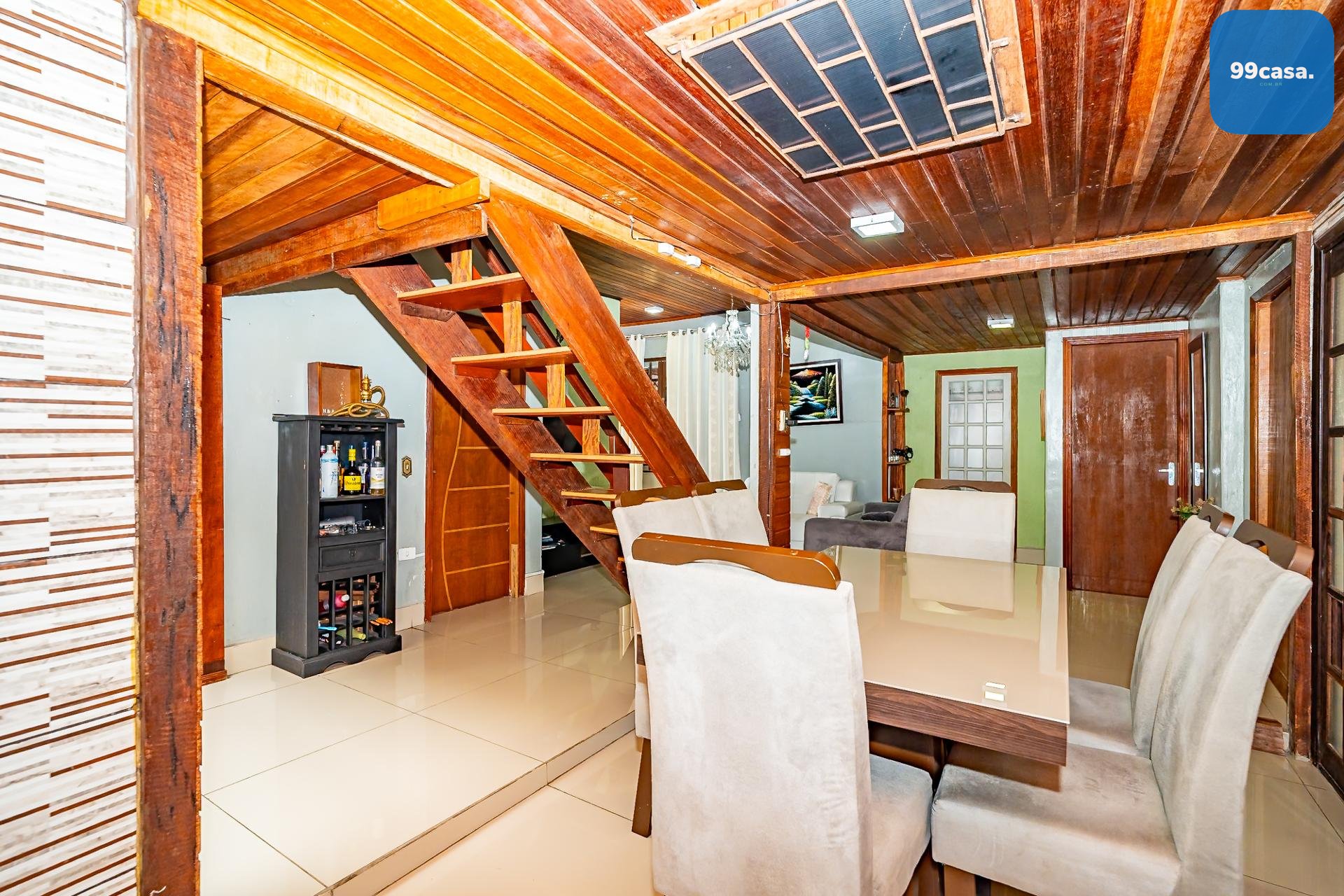 Vendo Casa térrea,  frente rua e com Exuberante quintal , Acei...