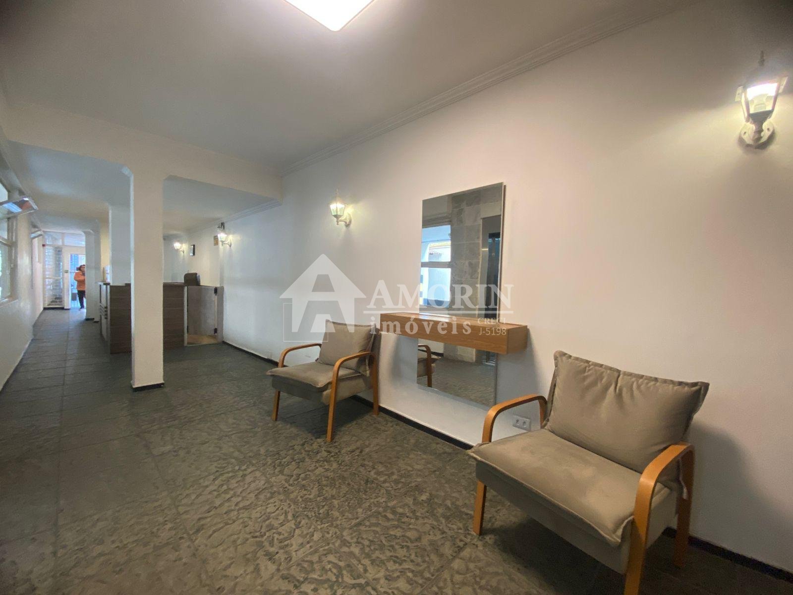 Apartamento com 2 dormitórios à venda, Centro, CURITIBA - PR