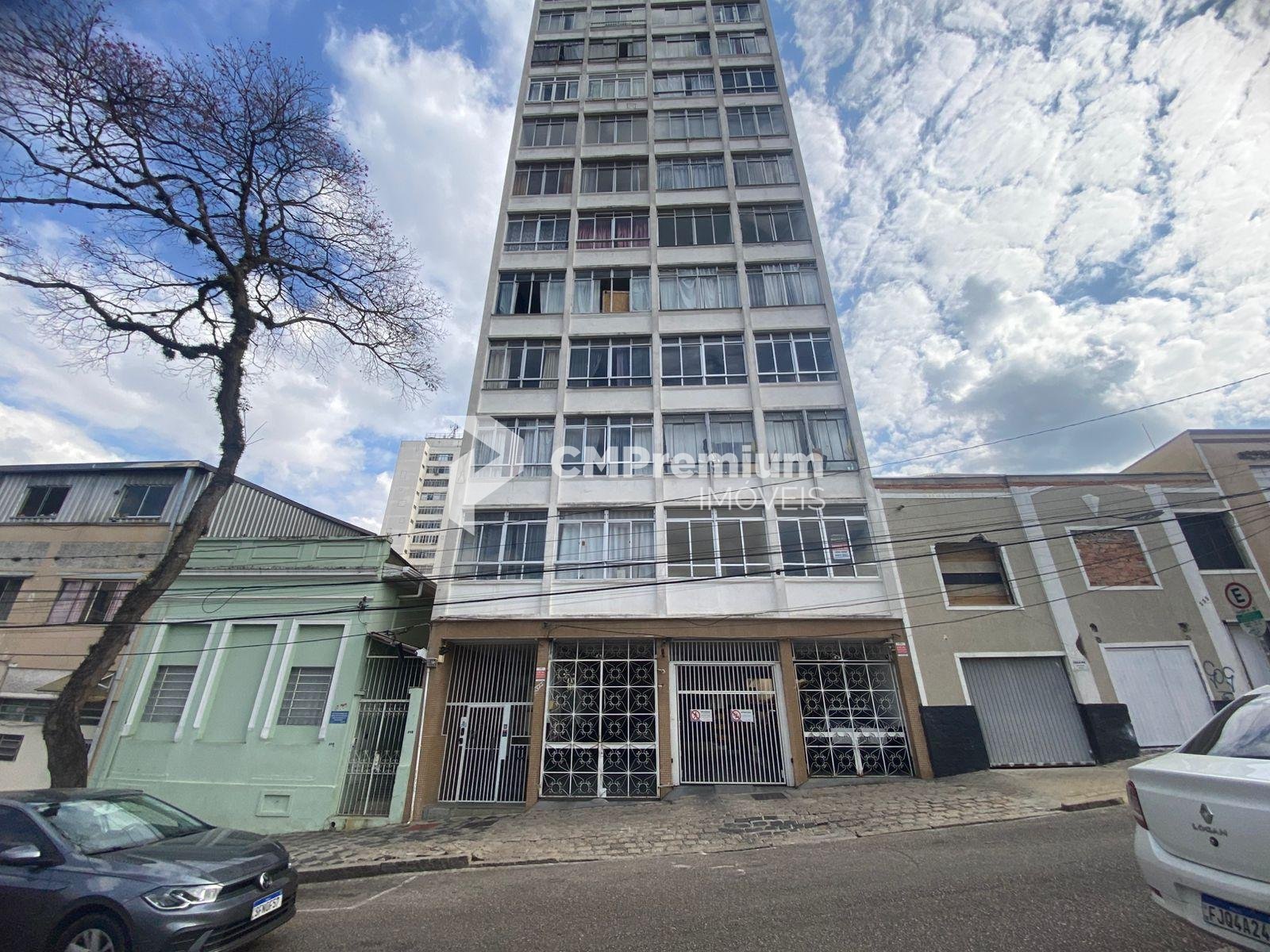 Apartamento com 2 dormitórios à venda, Centro, CURITIBA - PR