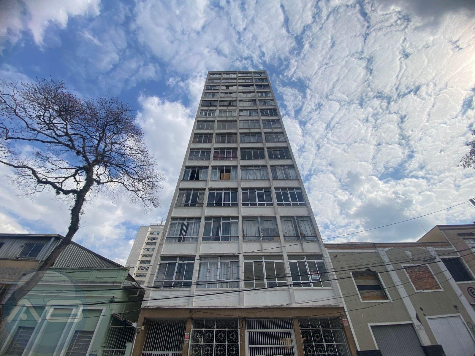 Apartamento com 2 dormitórios à venda, Centro, CURITIBA - PR
