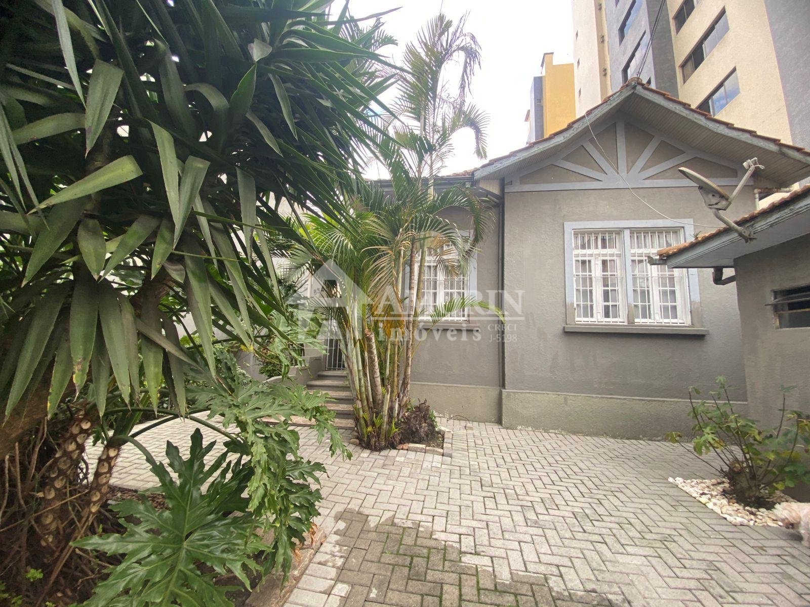 Terreno à venda, Mercês, com 579 m   Com duas frentes - CURITI...