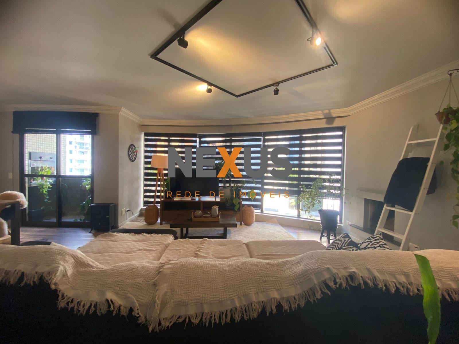 Apartamento à venda,  3 dormitórios sendo um suíte 2 vagas Mos...