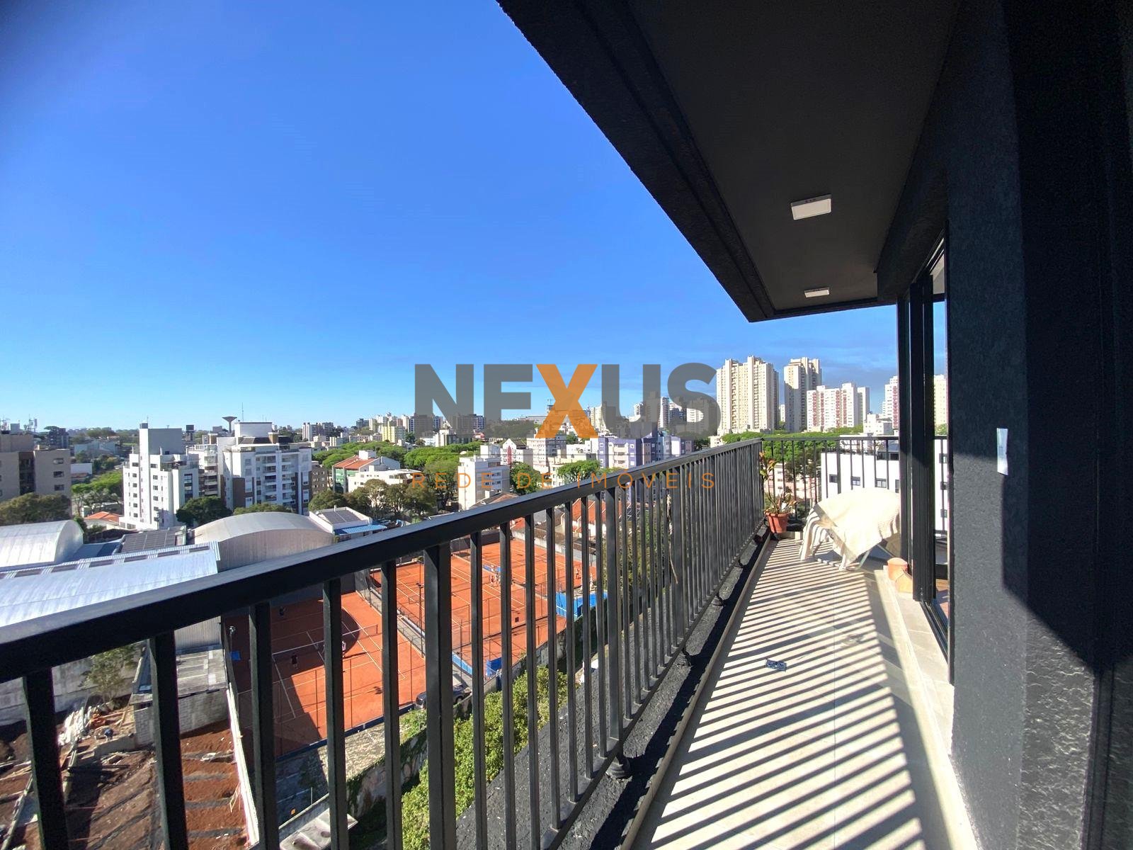 Apartamento à venda, Andar Alto Vista Livre, 2 Dormitórios, ...