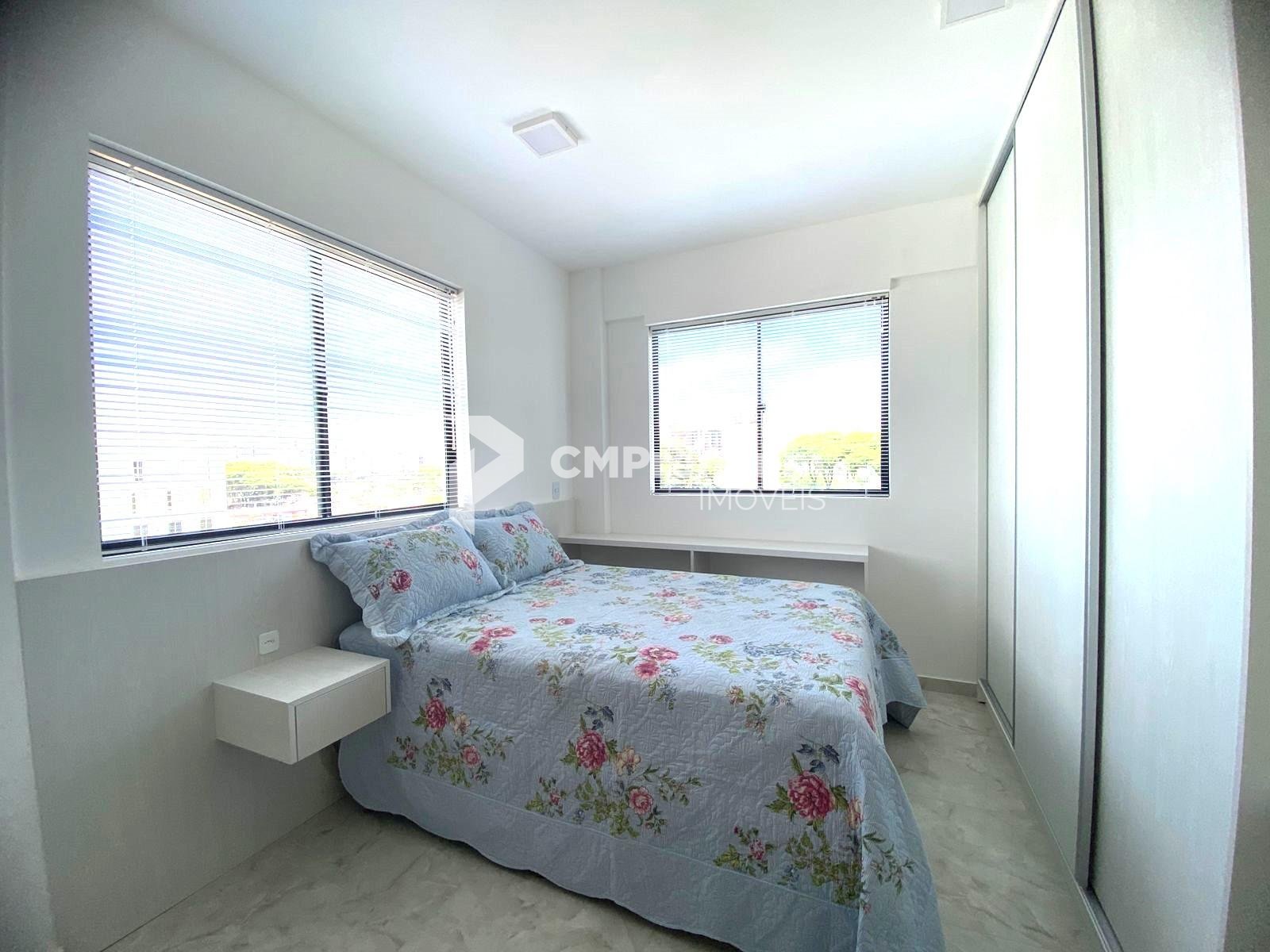 Estudio à venda,  Novo, com móveis sob medida, Jardim Botânico...