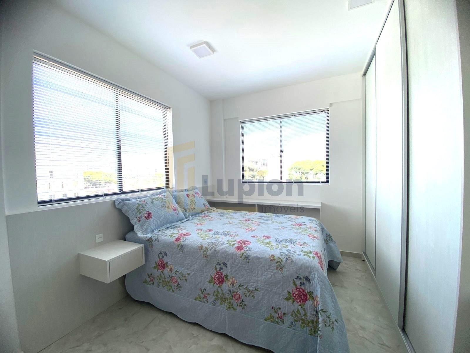 Estudio à venda,  Novo, com móveis sob medida, Jardim Botânico...