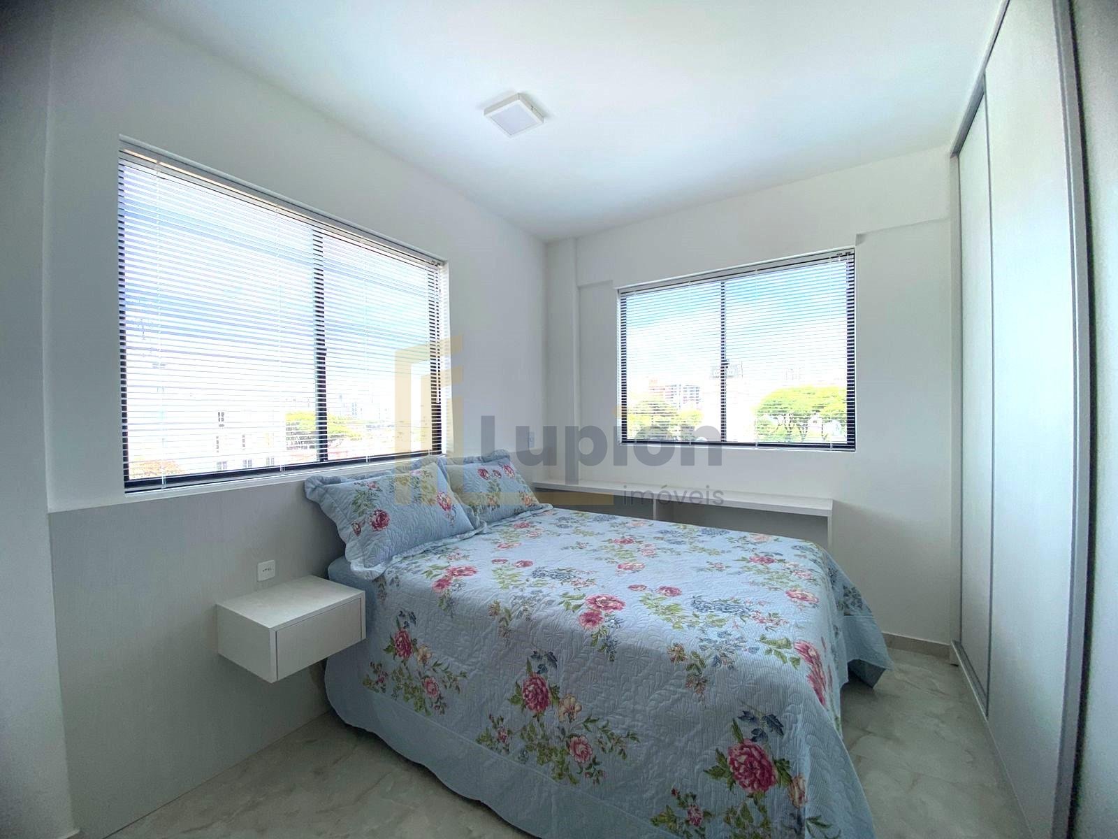 Estudio à venda,  Novo, com móveis sob medida, Jardim Botânico...