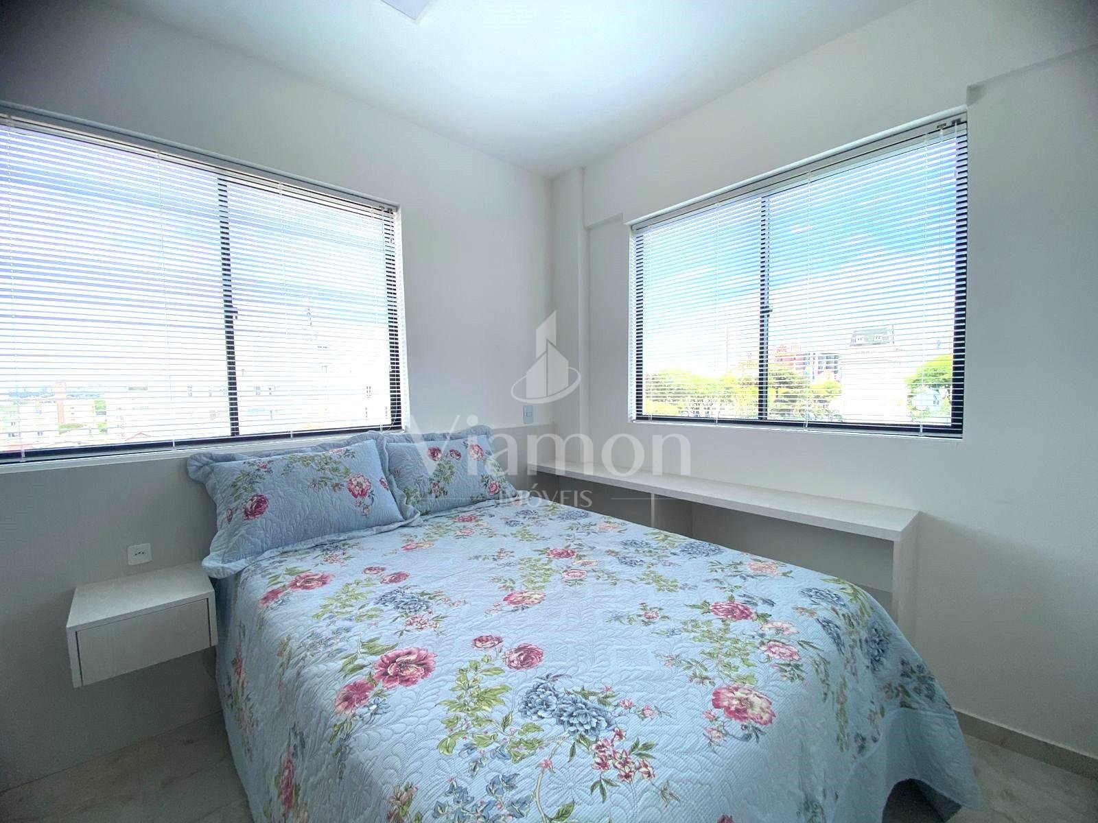 Estudio à venda,  Novo, com móveis sob medida, Jardim Botânico...