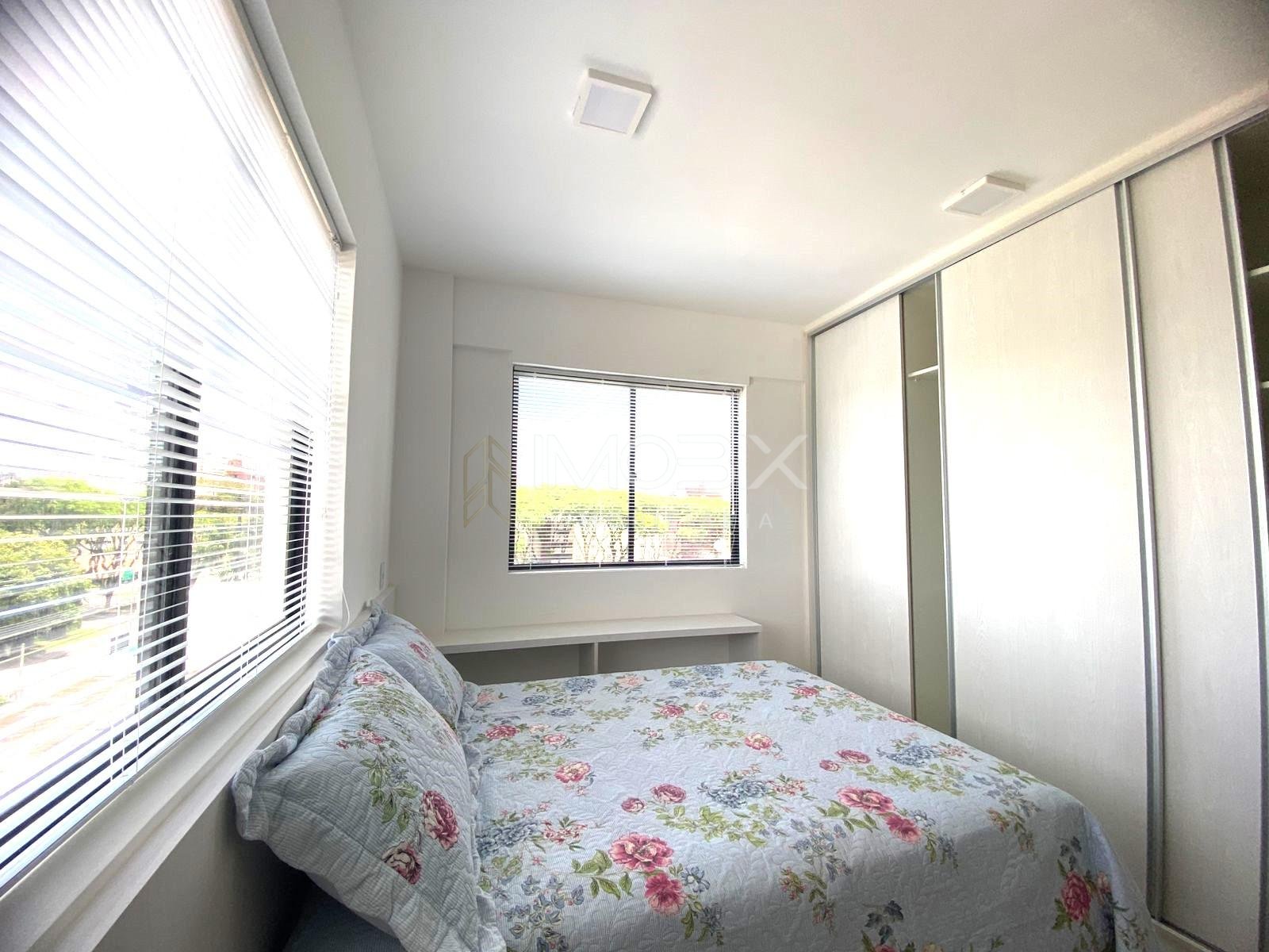 Estudio à venda,  Novo, com móveis sob medida, Jardim Botânico...