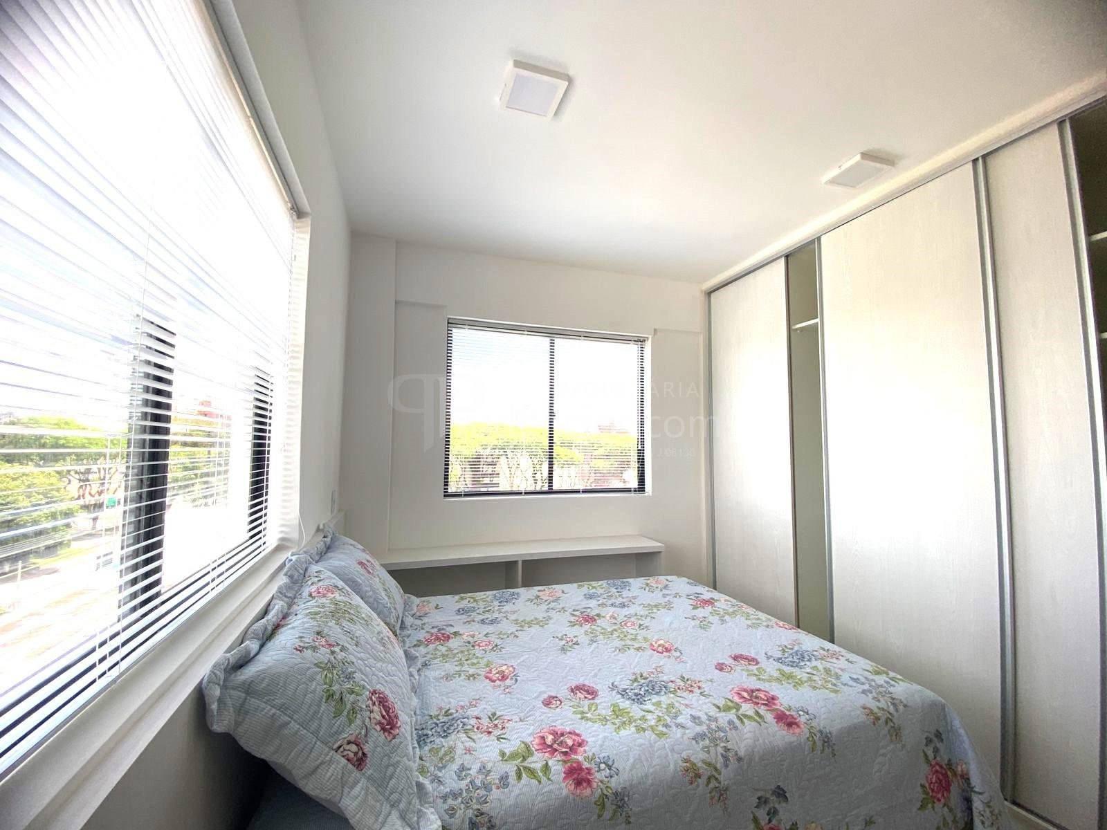 Estudio à venda,  Novo, com móveis sob medida, Jardim Botânico...