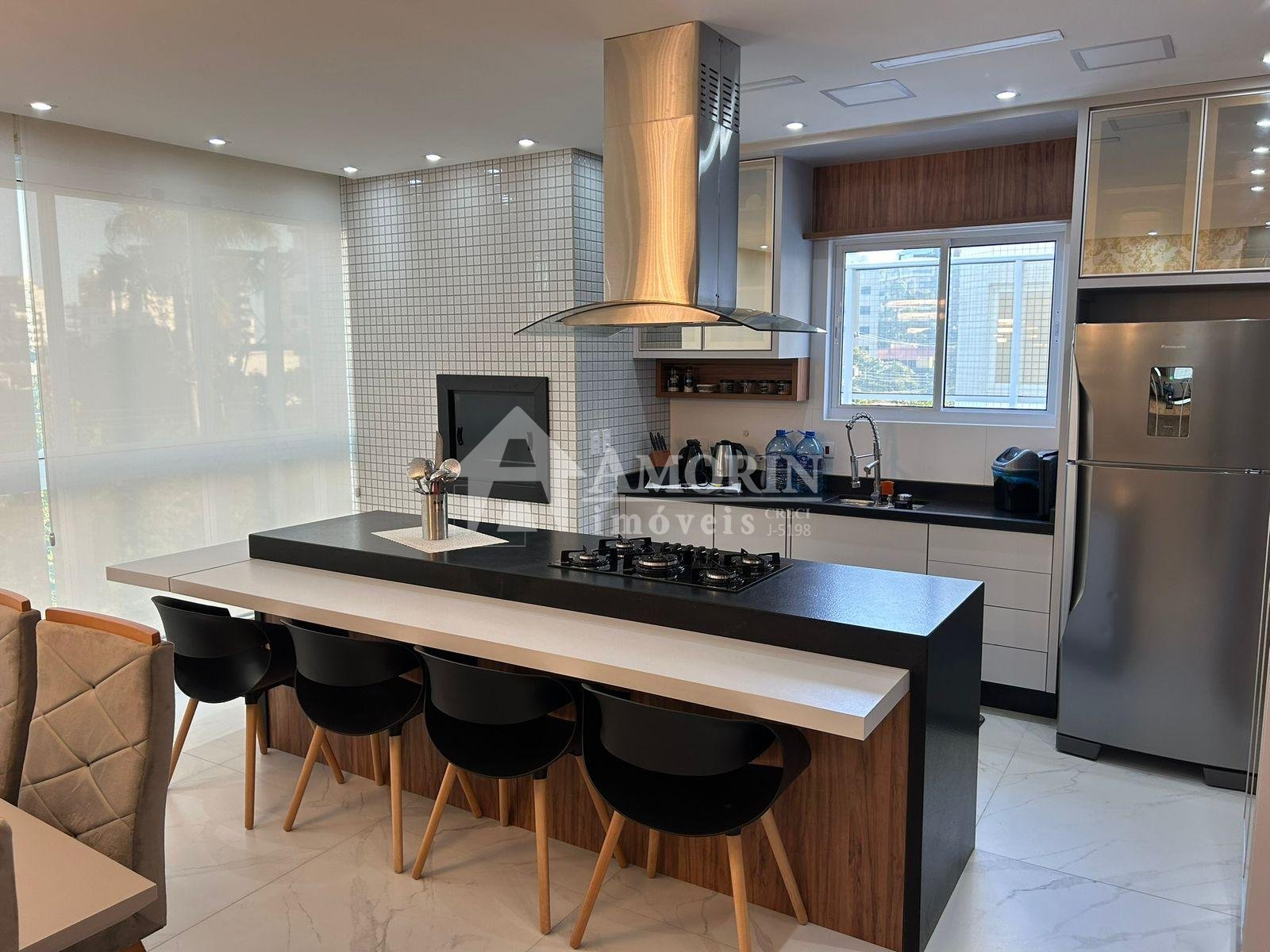 Apartamento com 6 dormitórios à venda, CENTRO  , GUARATUBA - PR