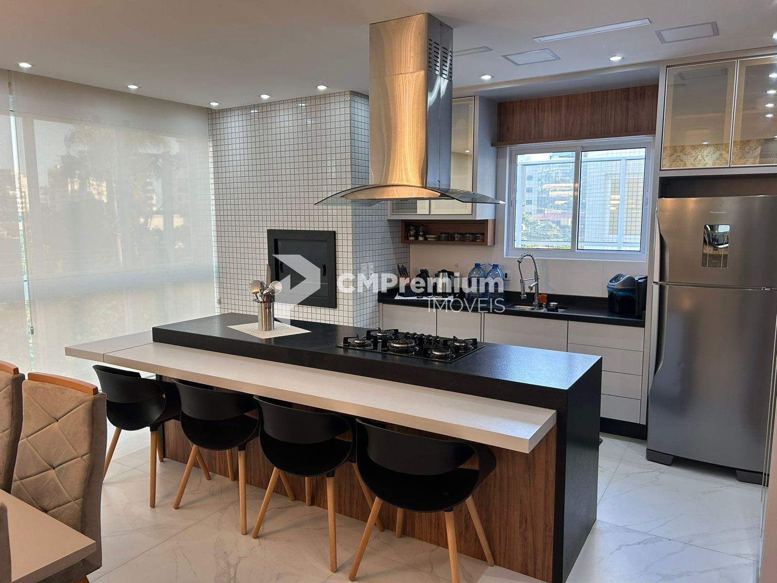 Apartamento com 6 dormitórios à venda, CENTRO  , GUARATUBA - PR