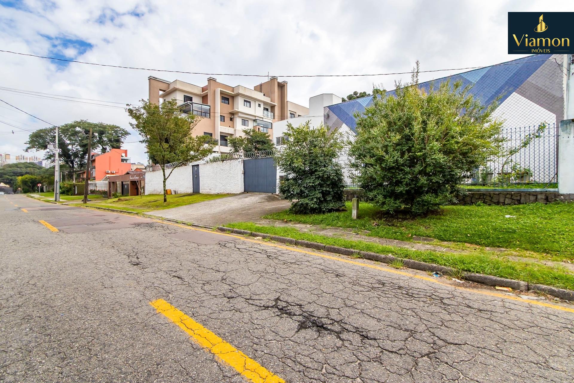 Ótimo terreno à venda no bairro AGUA VERDE, CURITIBA - PR