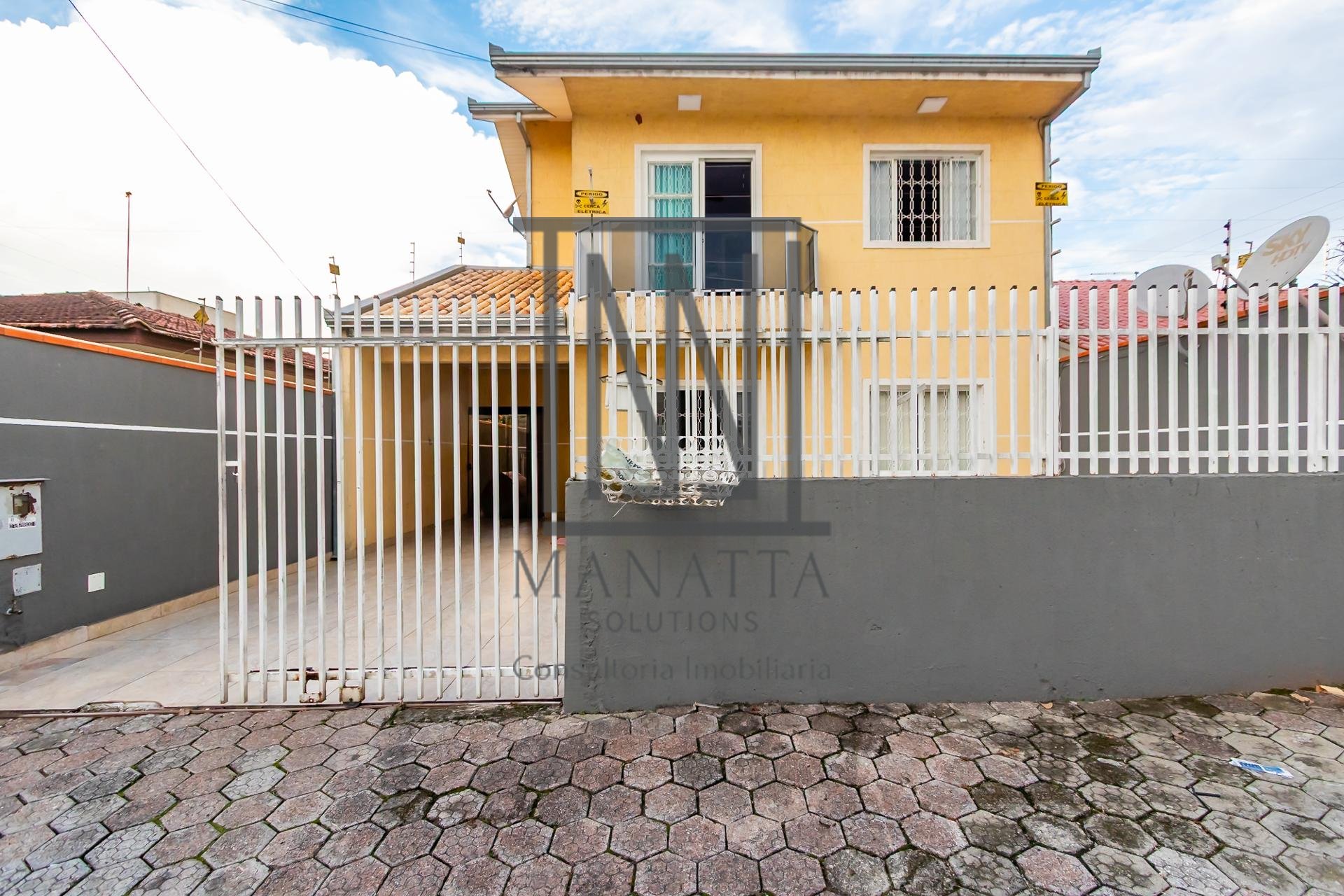 Sobrado com 3 dormitórios à venda, CIC  , CURITIBA - PR