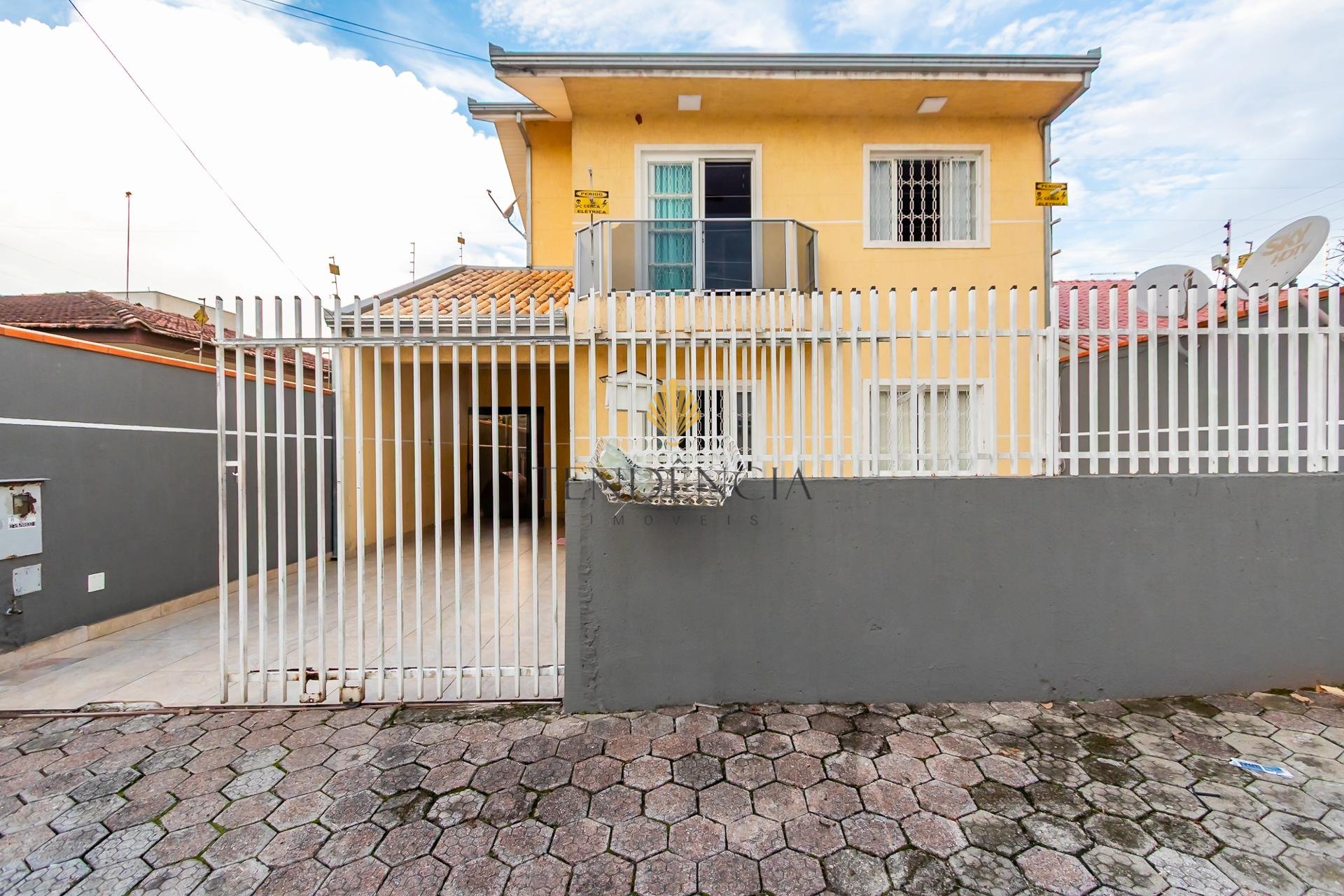 Sobrado com 3 dormitórios à venda, CIC  , CURITIBA - PR
