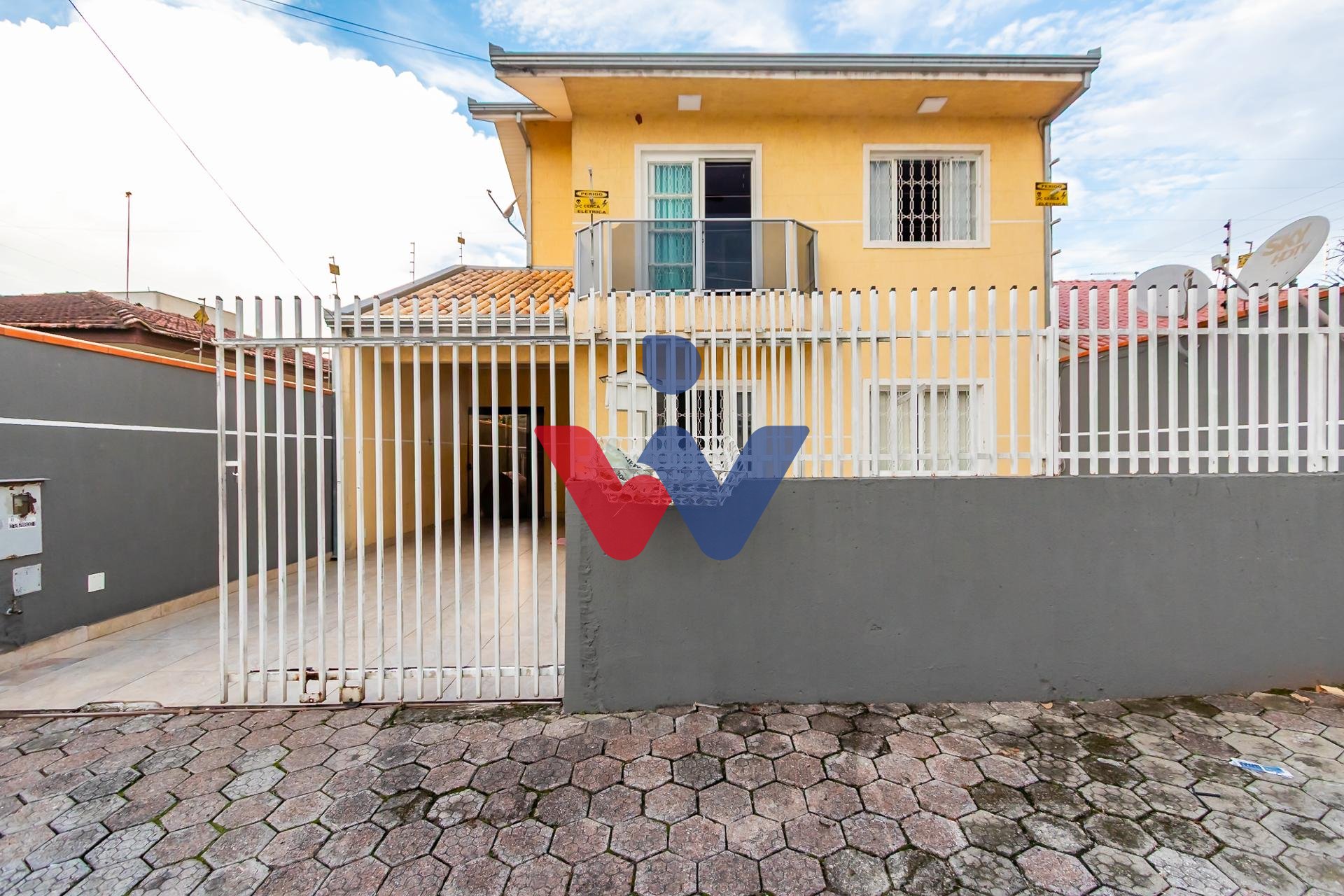 Sobrado com 3 dormitórios à venda, CIC  , CURITIBA - PR