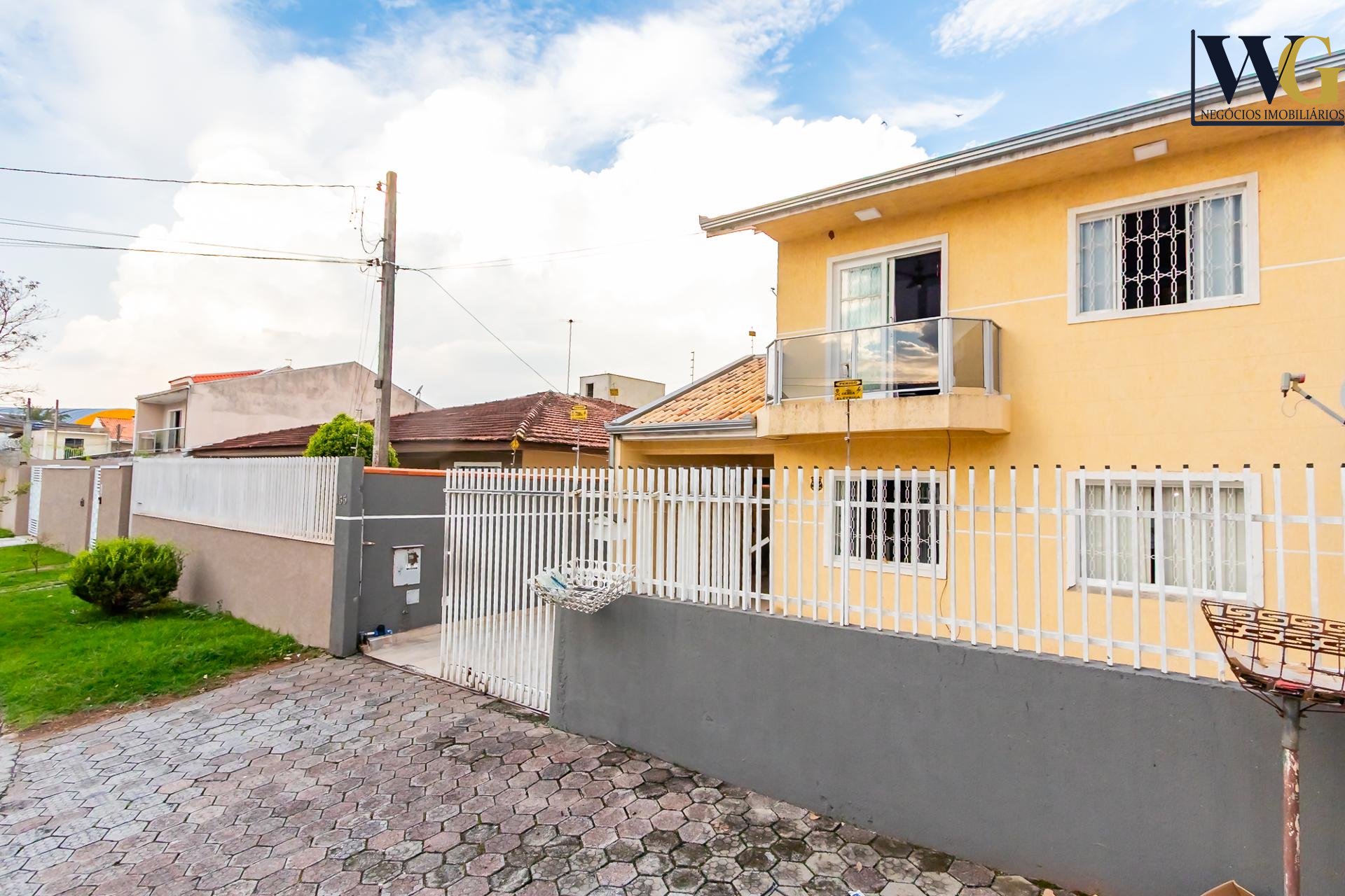 Sobrado com 3 dormitórios à venda, CIC  , CURITIBA - PR