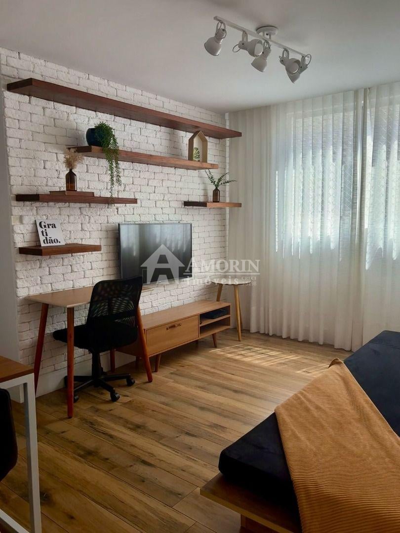 Apartamento todo mobiliado, 3 dormitórios, à venda no ÁGUA VER...