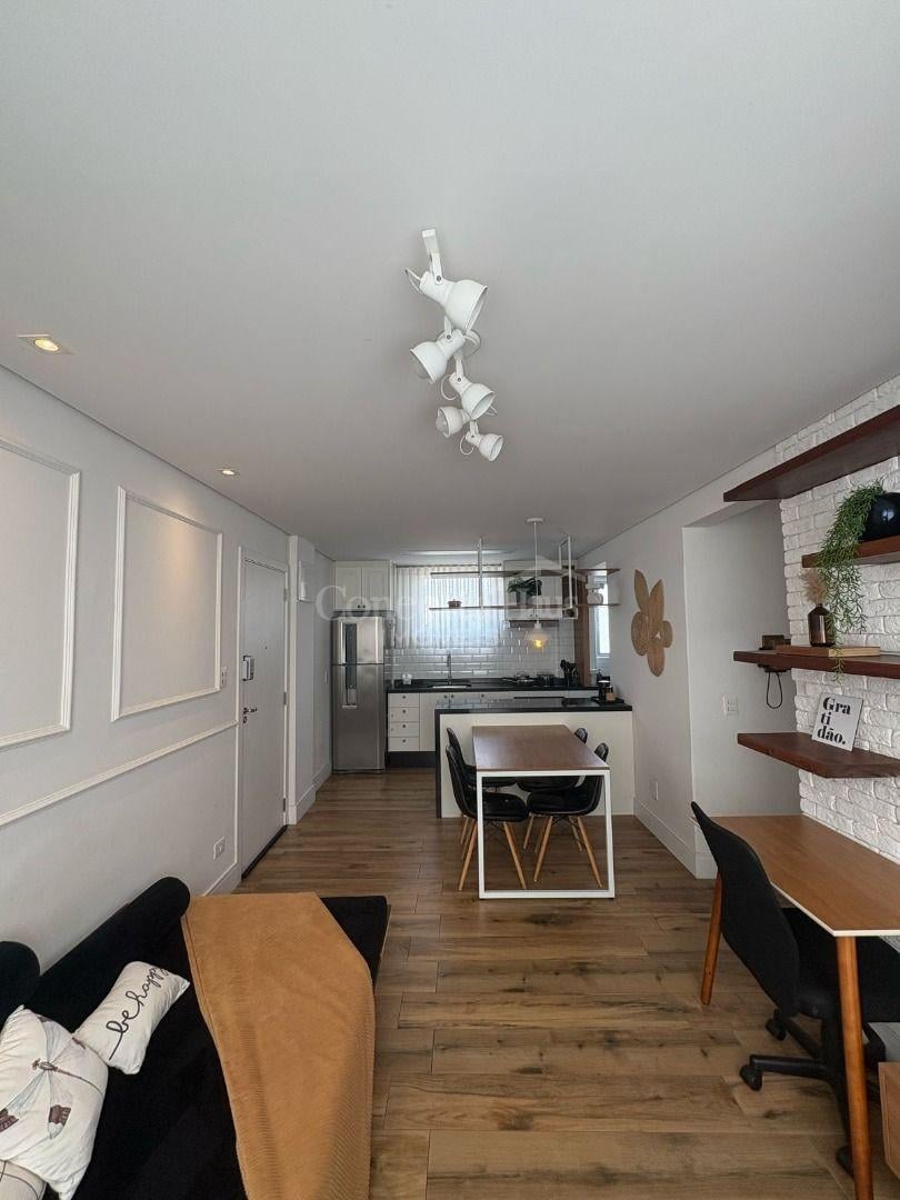 Apartamento todo mobiliado, 3 dormitórios, à venda no ÁGUA VER...