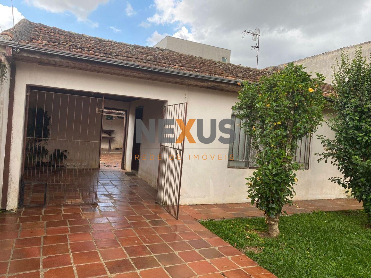 Casa à venda no Capão da Imbuia, Curitiba - PR. Excelente opor...