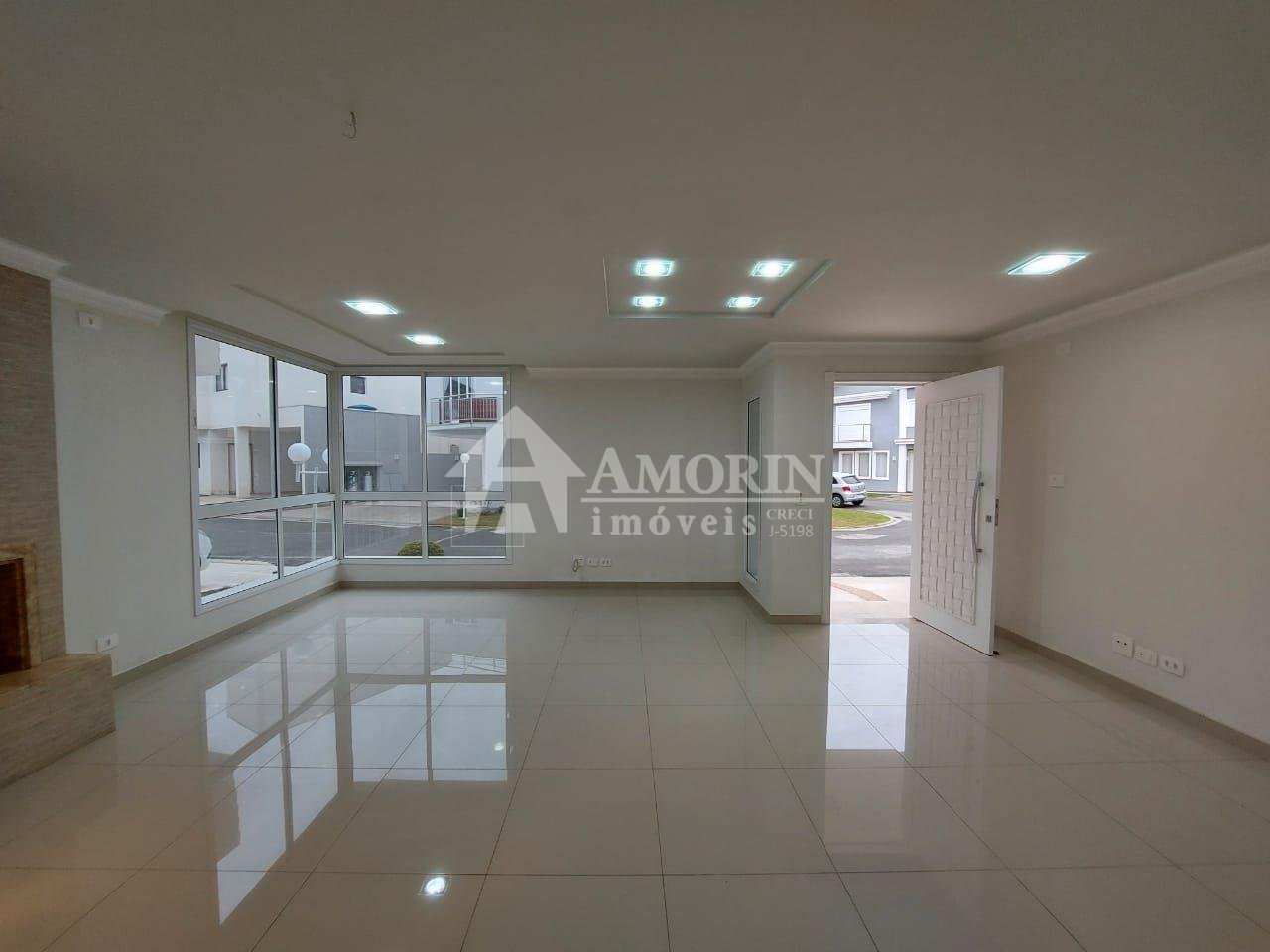 Sobrado com 4 dormitórios à venda, BOTIATUVINHA, CURITIBA - PR