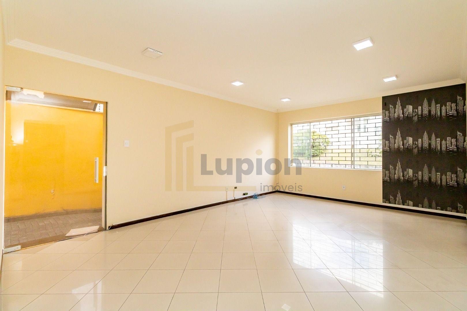 Excelente Sobrado Comercial para locação, SÃO FRANCISCO  , CUR...