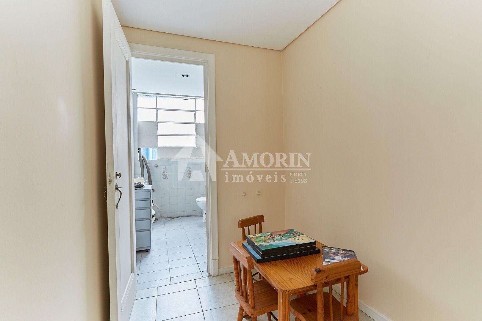 Ampla Sala Comercial à venda no CENTRO  , CURITIBA - PR