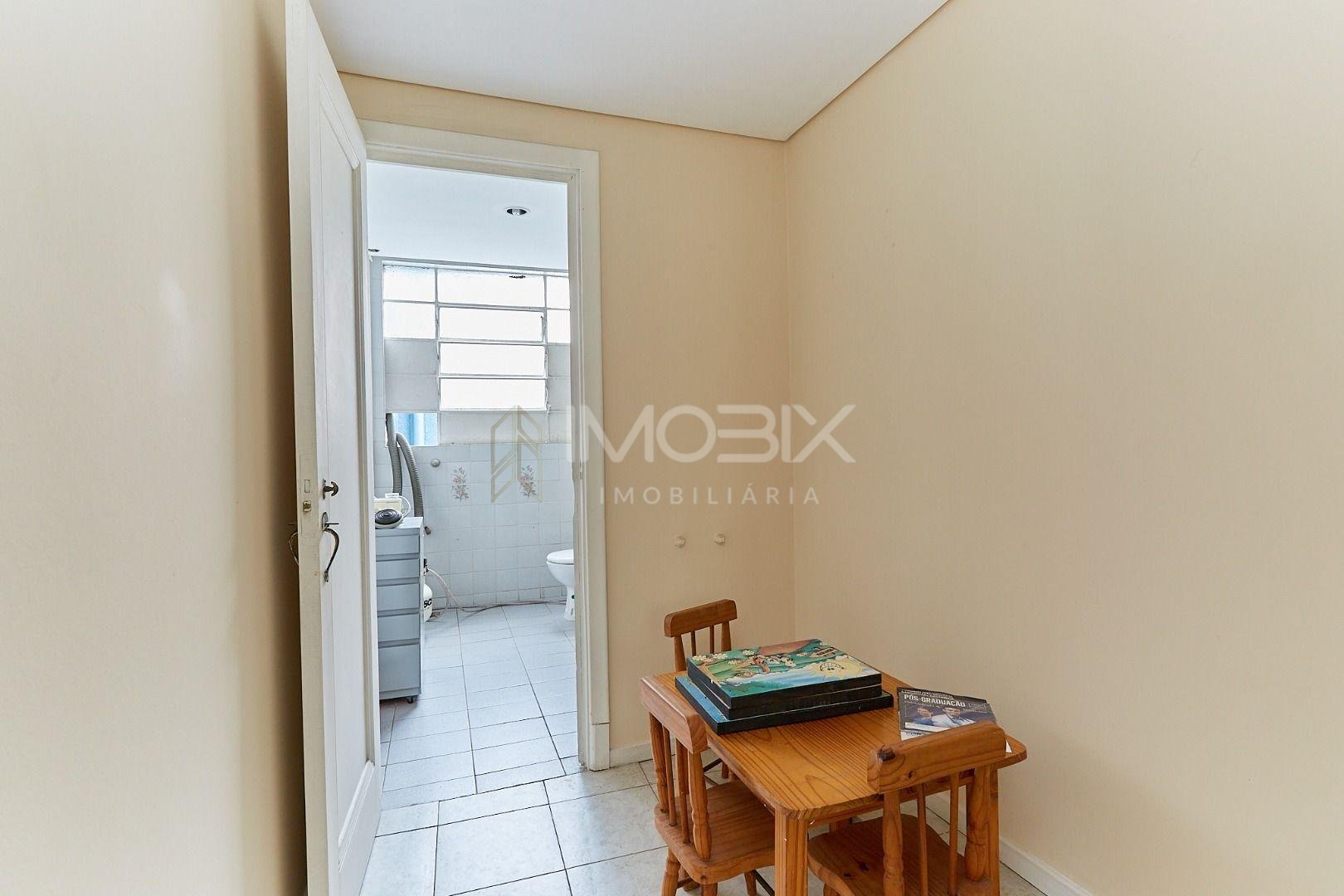 Ampla Sala Comercial à venda no CENTRO  , CURITIBA - PR