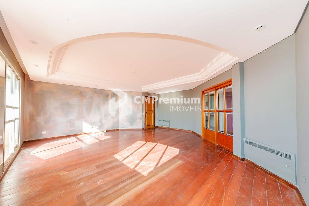 Cobertura com 2 dormitórios à venda,269.30 m , ÁGUA VERDE, CUR...