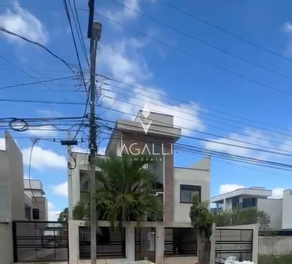 Sobrado com 3 dormitórios à venda,169.98 m , UBERABA  , CURITI...