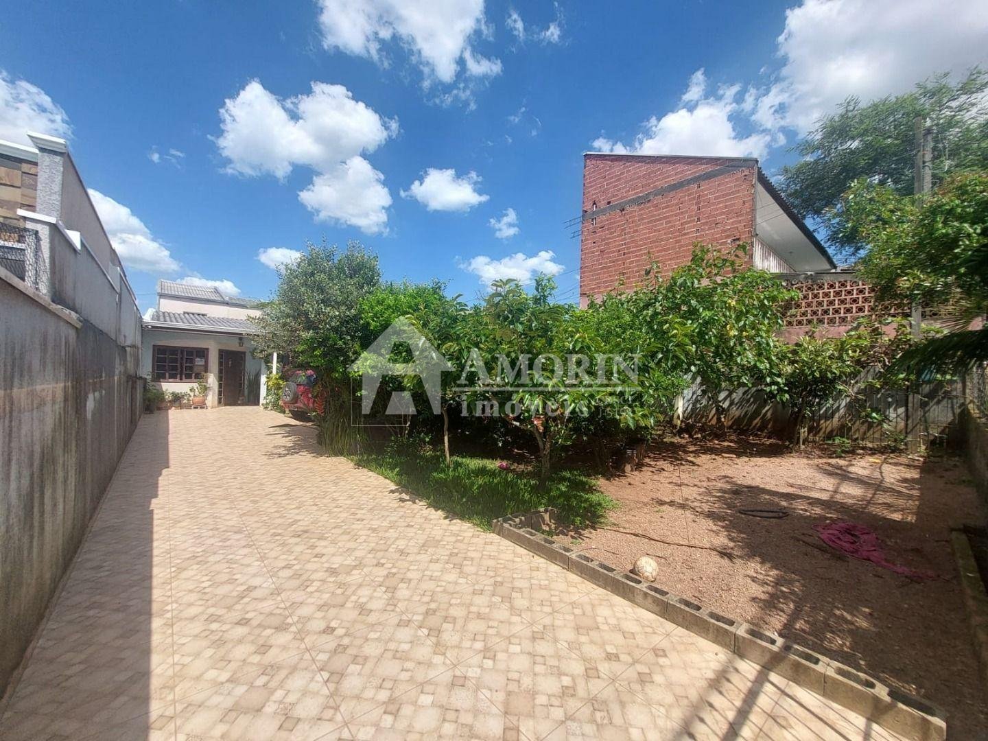 Casa não averbada com amplo terreno à venda,no Iguaçu  , FAZEN...