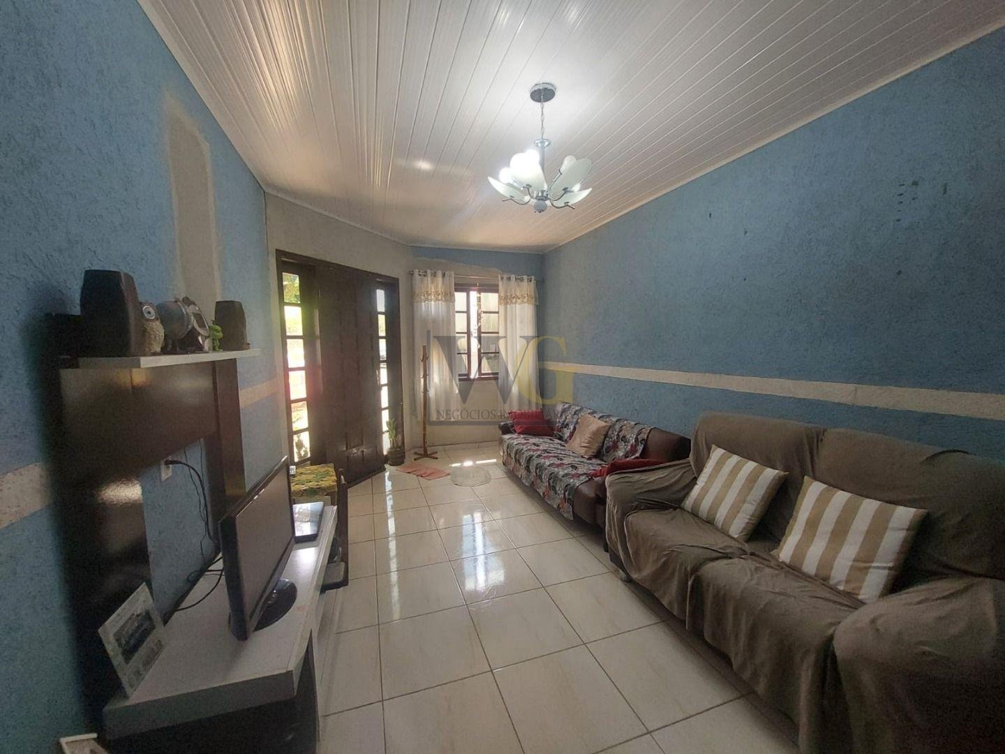 Casa não averbada com amplo terreno à venda,no Iguaçu  , FAZEN...