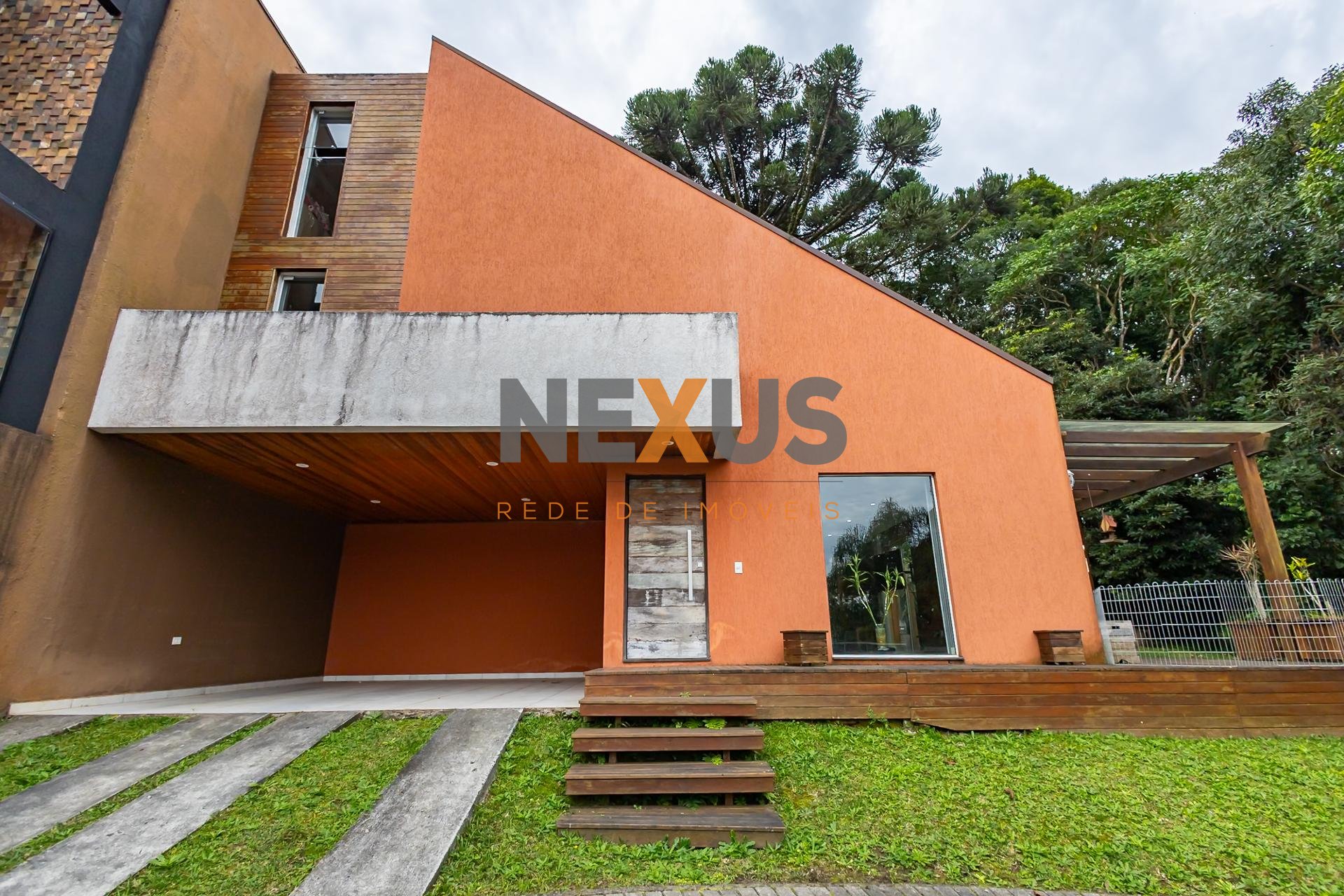 Sobrado com 4 dormitórios à venda,355.53 m , SANTA CÂNDIDA  , ...