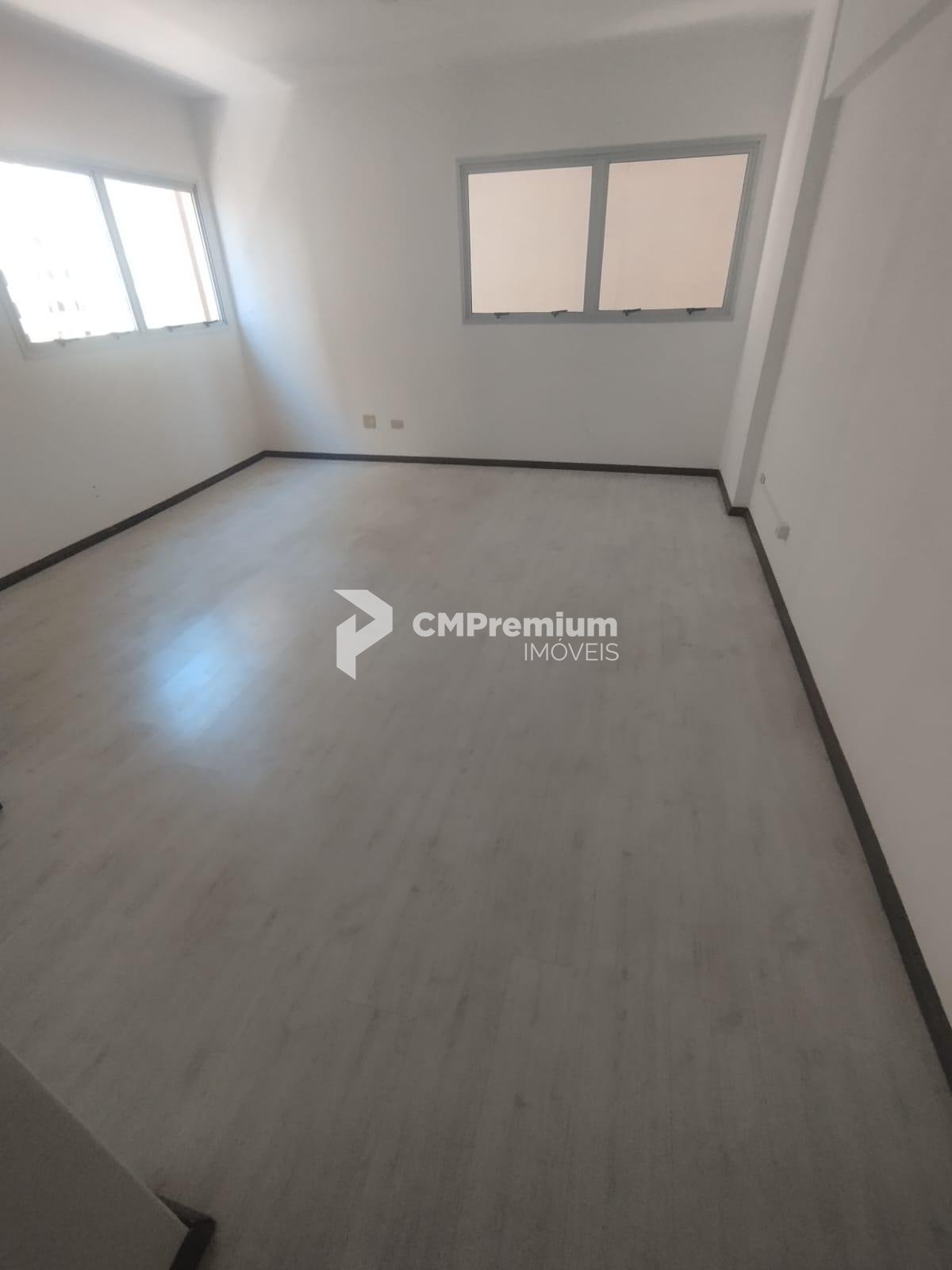 Ampla Sala Comercial à venda, REBOUÇAS  , CURITIBA - PR