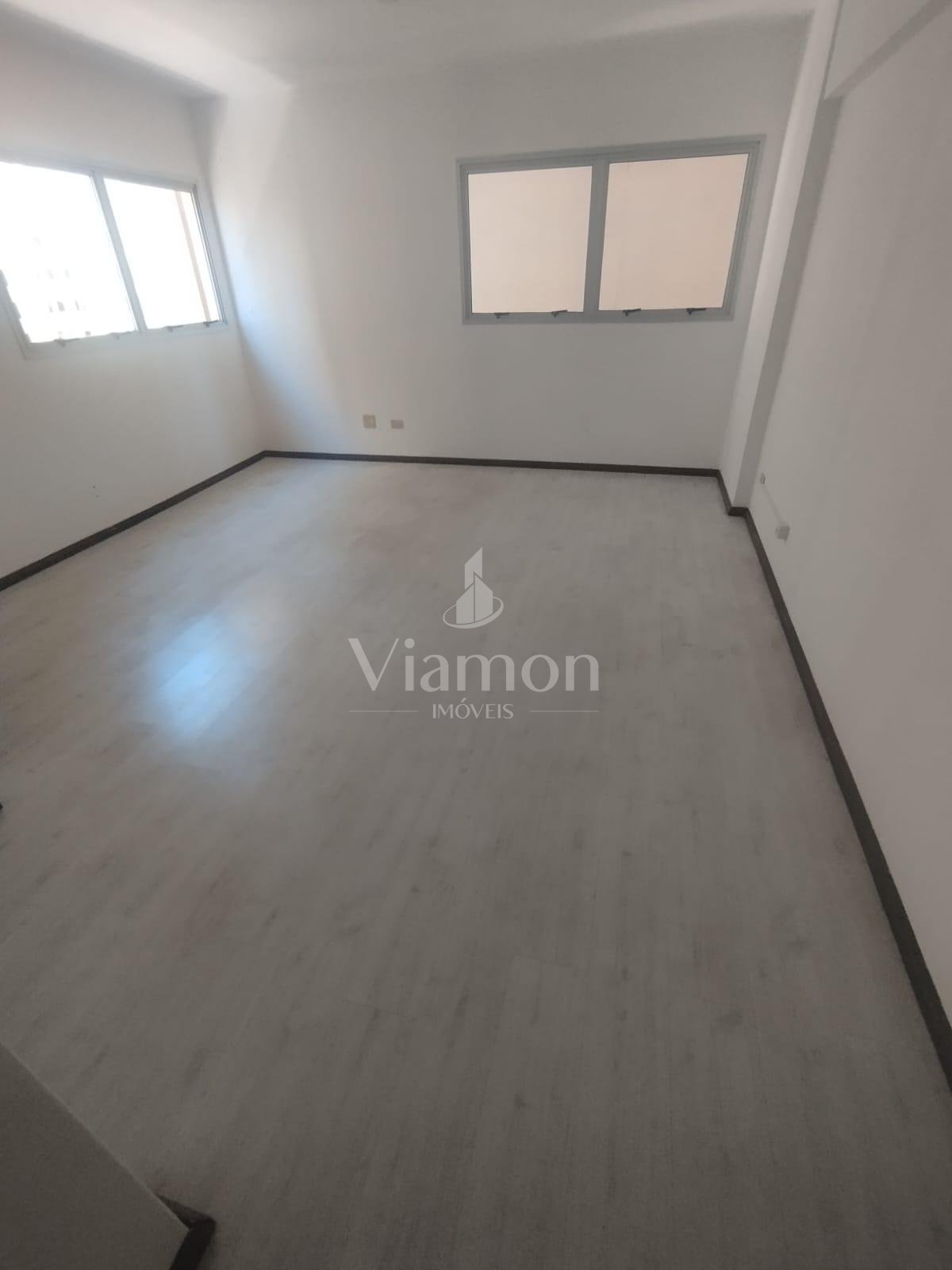 Ampla Sala Comercial à venda, REBOUÇAS  , CURITIBA - PR