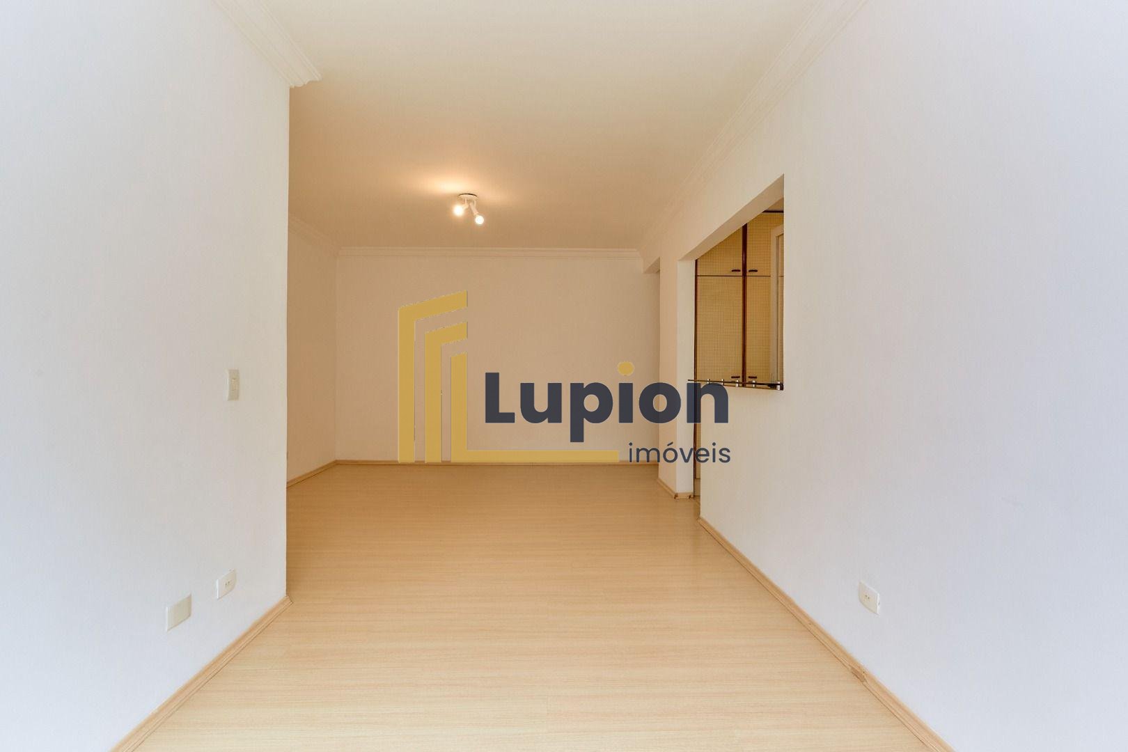 Apartamento com 3 dormitórios à venda,123.56 m , PORTÃO  , CUR...