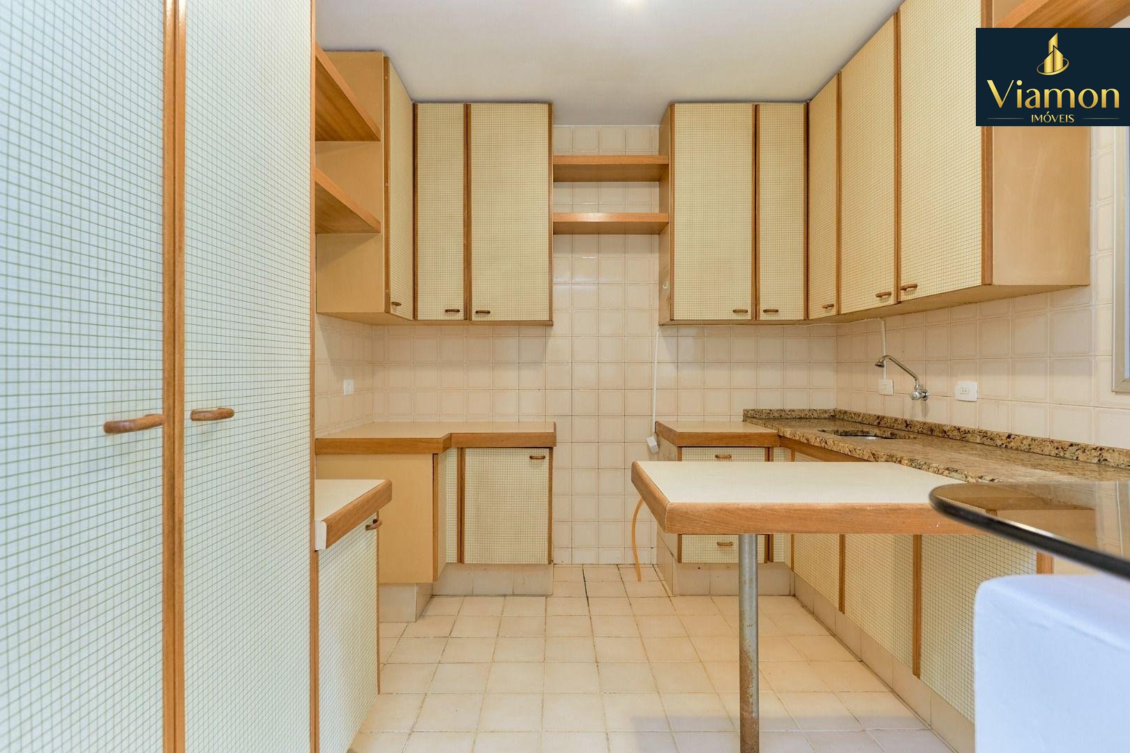 Apartamento com 3 dormitórios à venda,123.56 m , PORTÃO  , CUR...