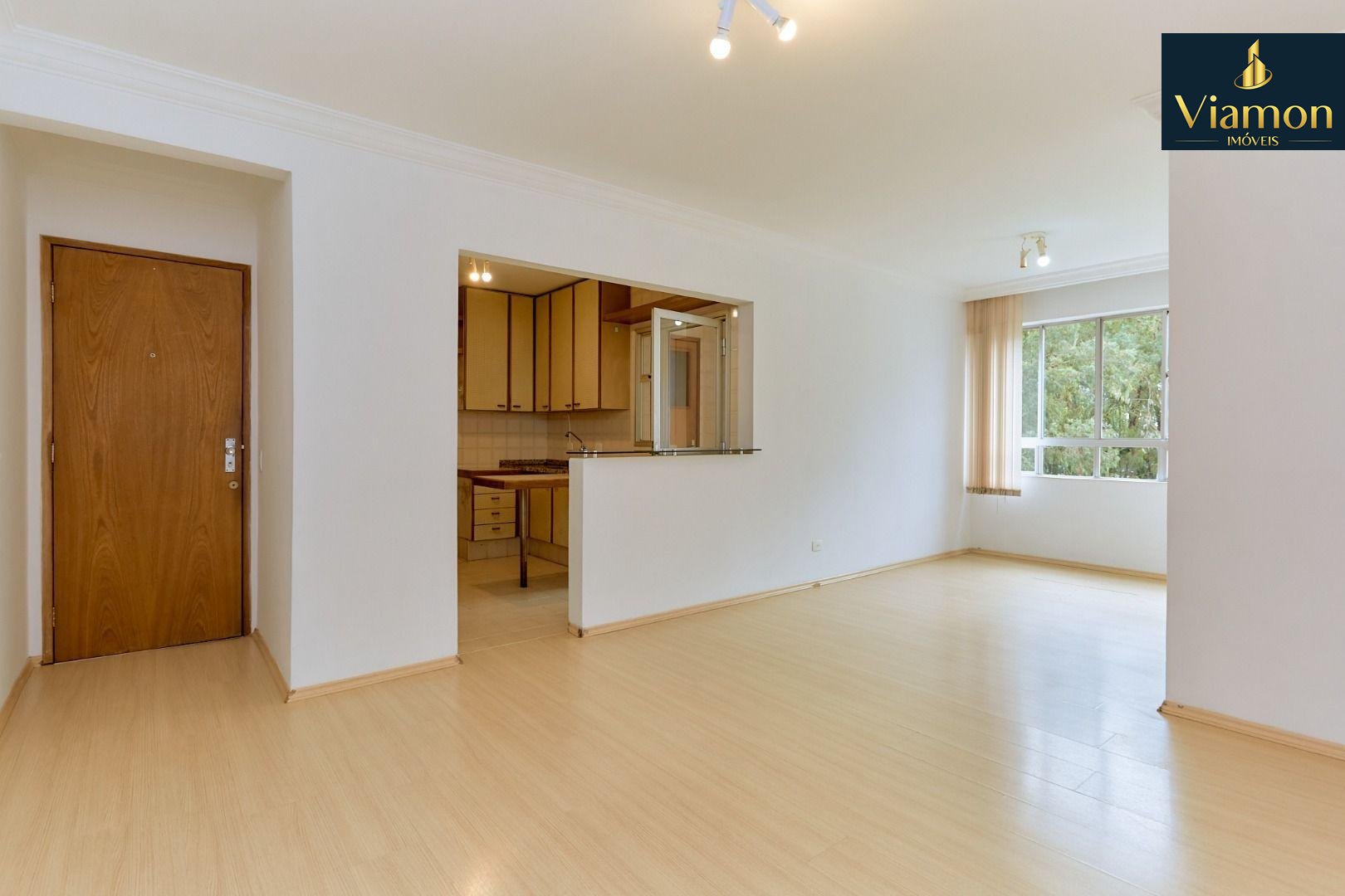Apartamento com 3 dormitórios à venda,123.56 m , PORTÃO  , CUR...