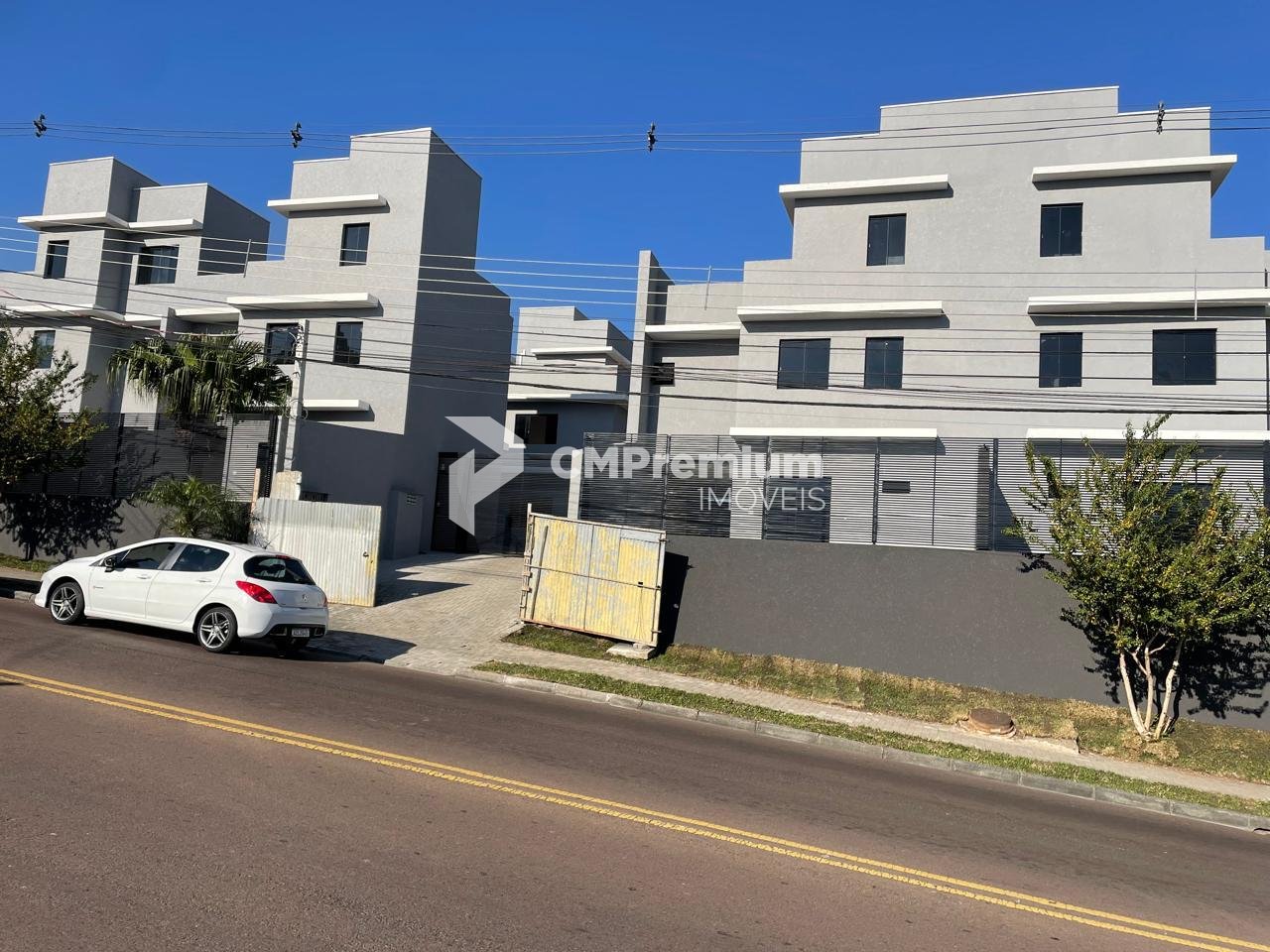 Sobrado com 3 dormitórios à venda, UBERABA  , CURITIBA - PR