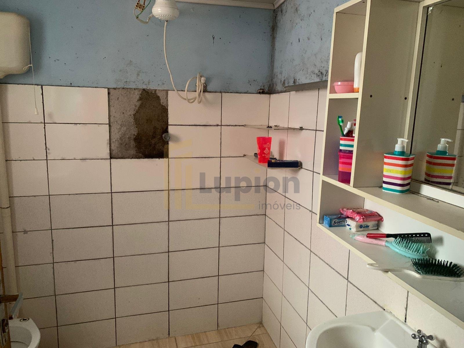 Terreno com 5 dormitórios à venda,126.00 m , SAO JOSE DOS PINH...