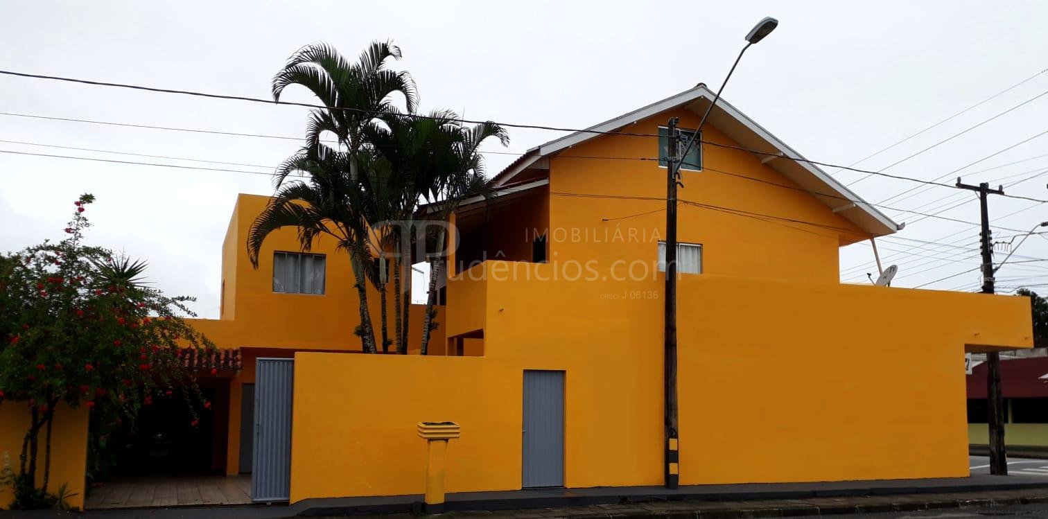 Sobrado com 4 dormitórios à venda, CENTRO  , GUARATUBA - PR