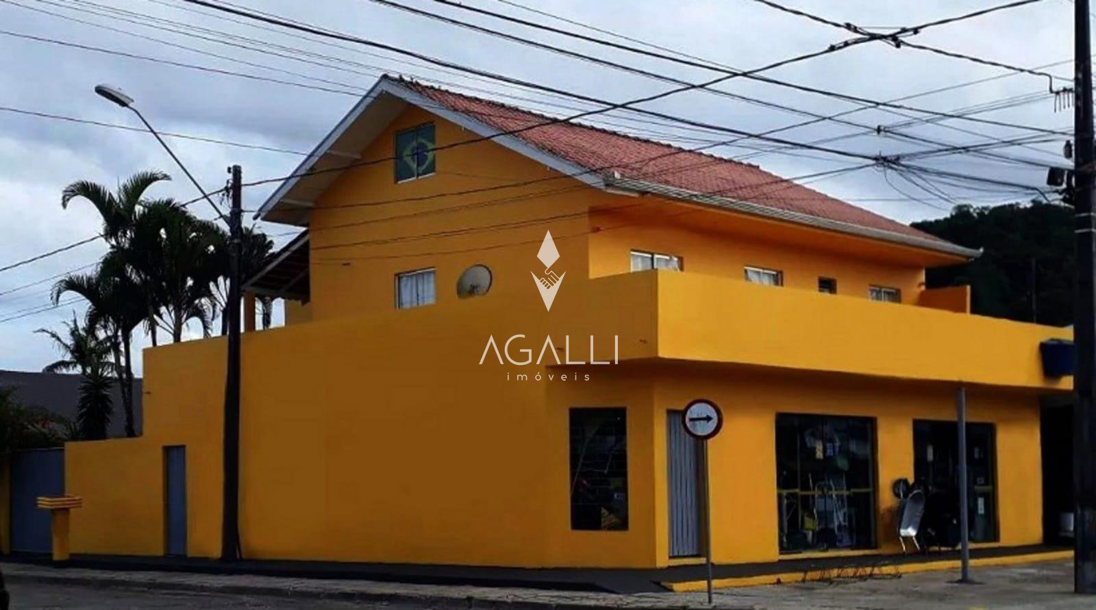 Sobrado com 4 dormitórios à venda, CENTRO  , GUARATUBA - PR