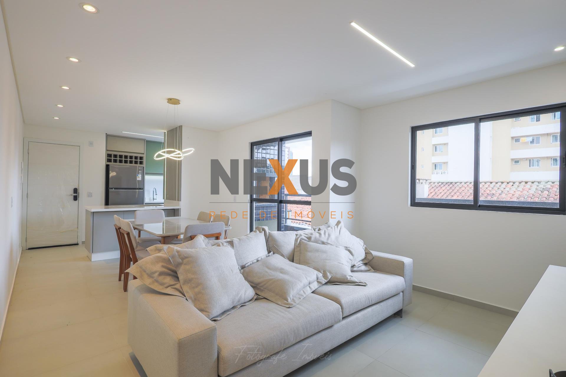Apartamento com 3 dormitórios à venda, SÃO PEDRO  , SAO JOSE D...