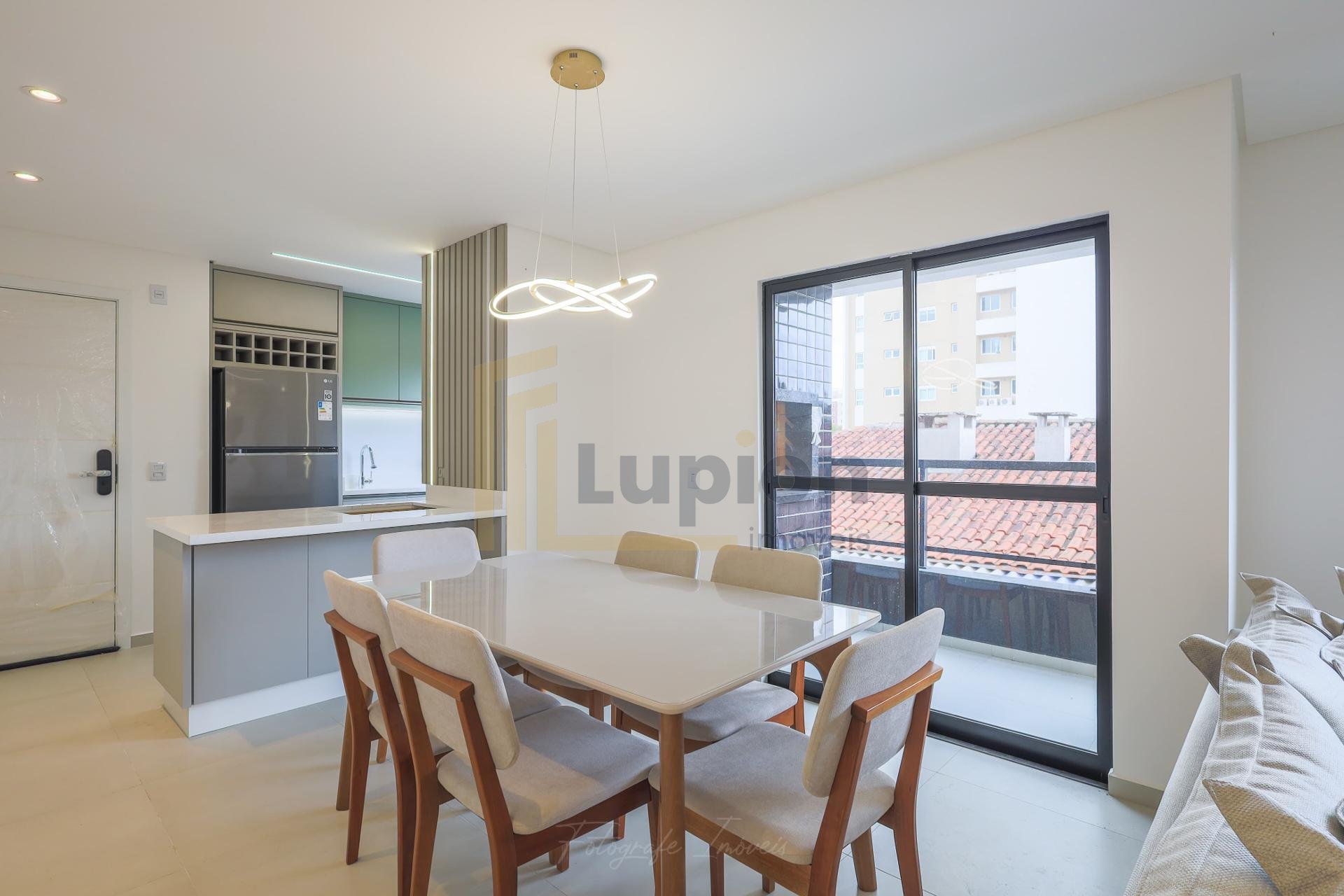 Apartamento com 3 dormitórios à venda, SÃO PEDRO  , SAO JOSE D...