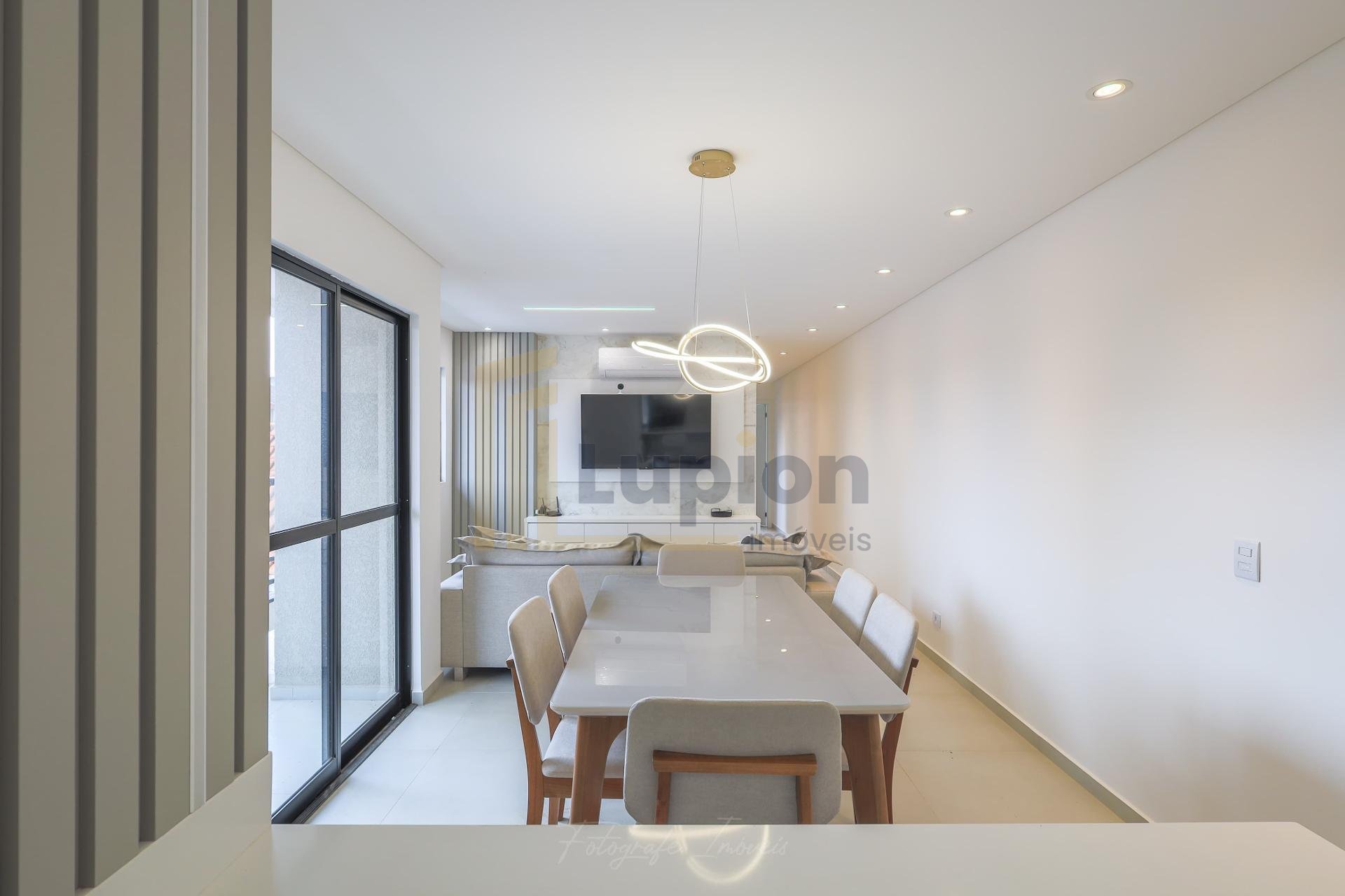 Apartamento com 3 dormitórios à venda, SÃO PEDRO  , SAO JOSE D...